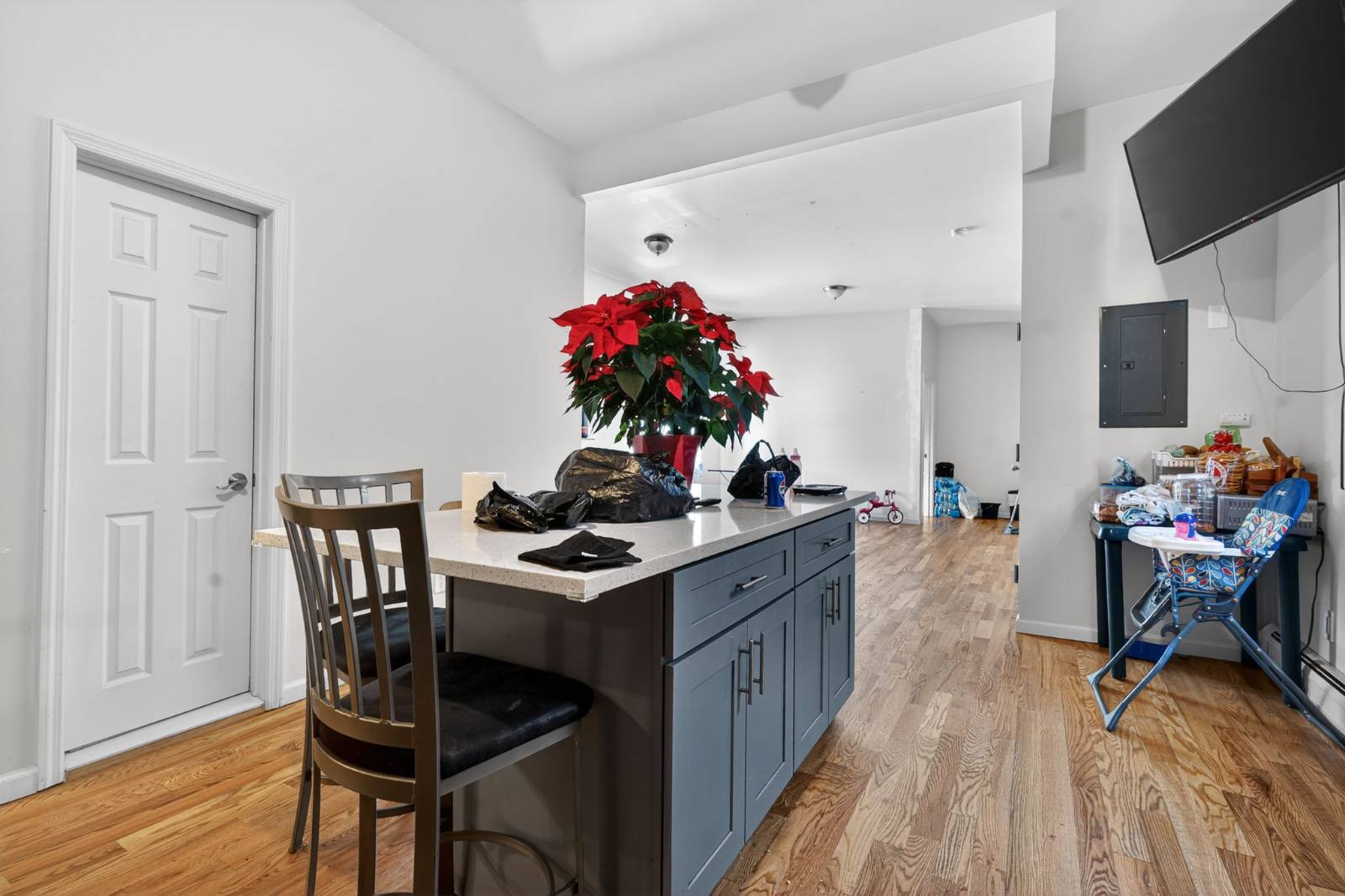 #9 photo, 219-225 Broad Street, Staten Island , NY 10304