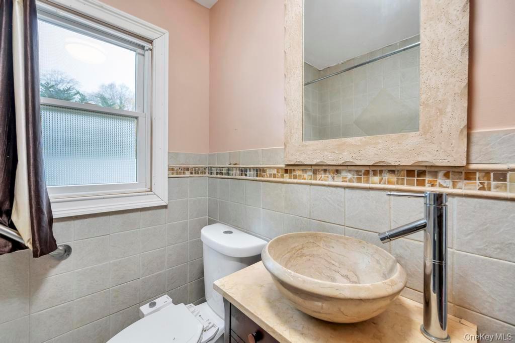 #11 photo, 277 Clocks Boulevard, East Massapequa , NY 11758