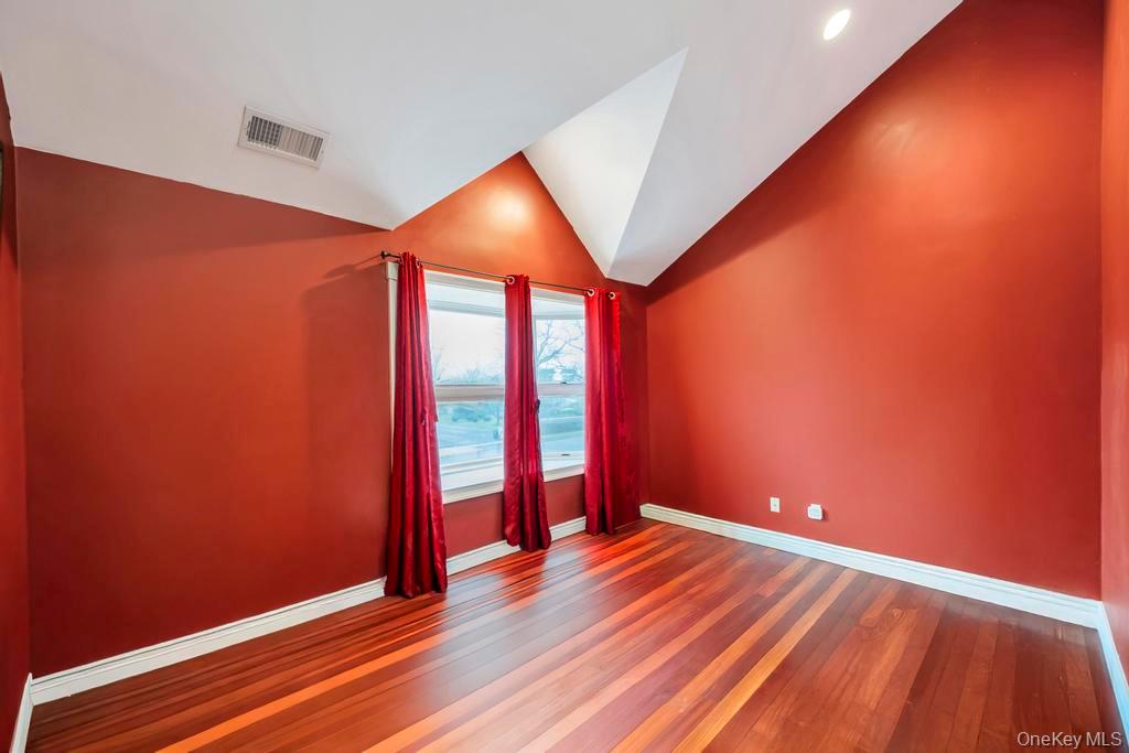 #15 photo, 277 Clocks Boulevard, East Massapequa , NY 11758