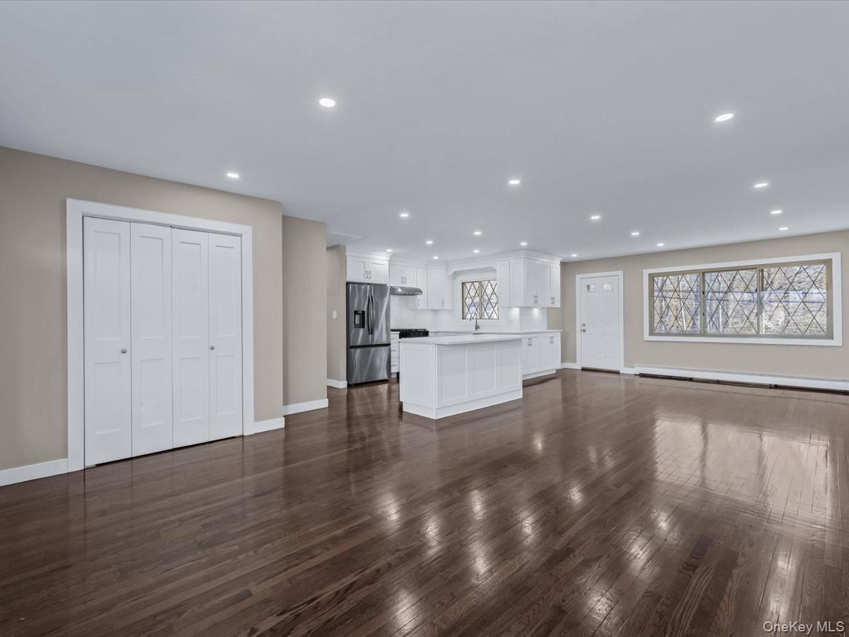 #2 photo, 3167 Morgan Drive, Wantagh , NY 11793