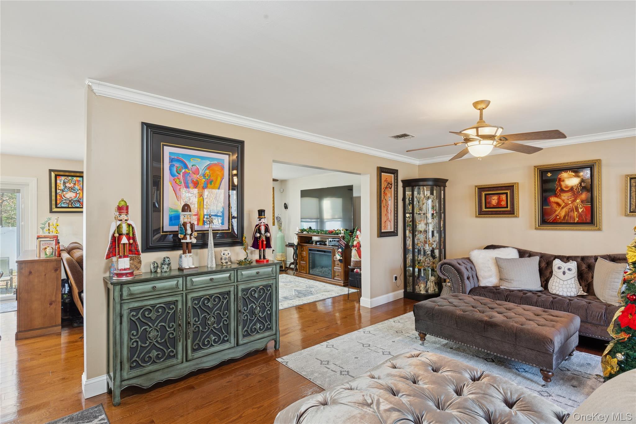 #12 photo, 262 Walker Avenue, 롱 아일랜드 East Patchogue , NY 11772