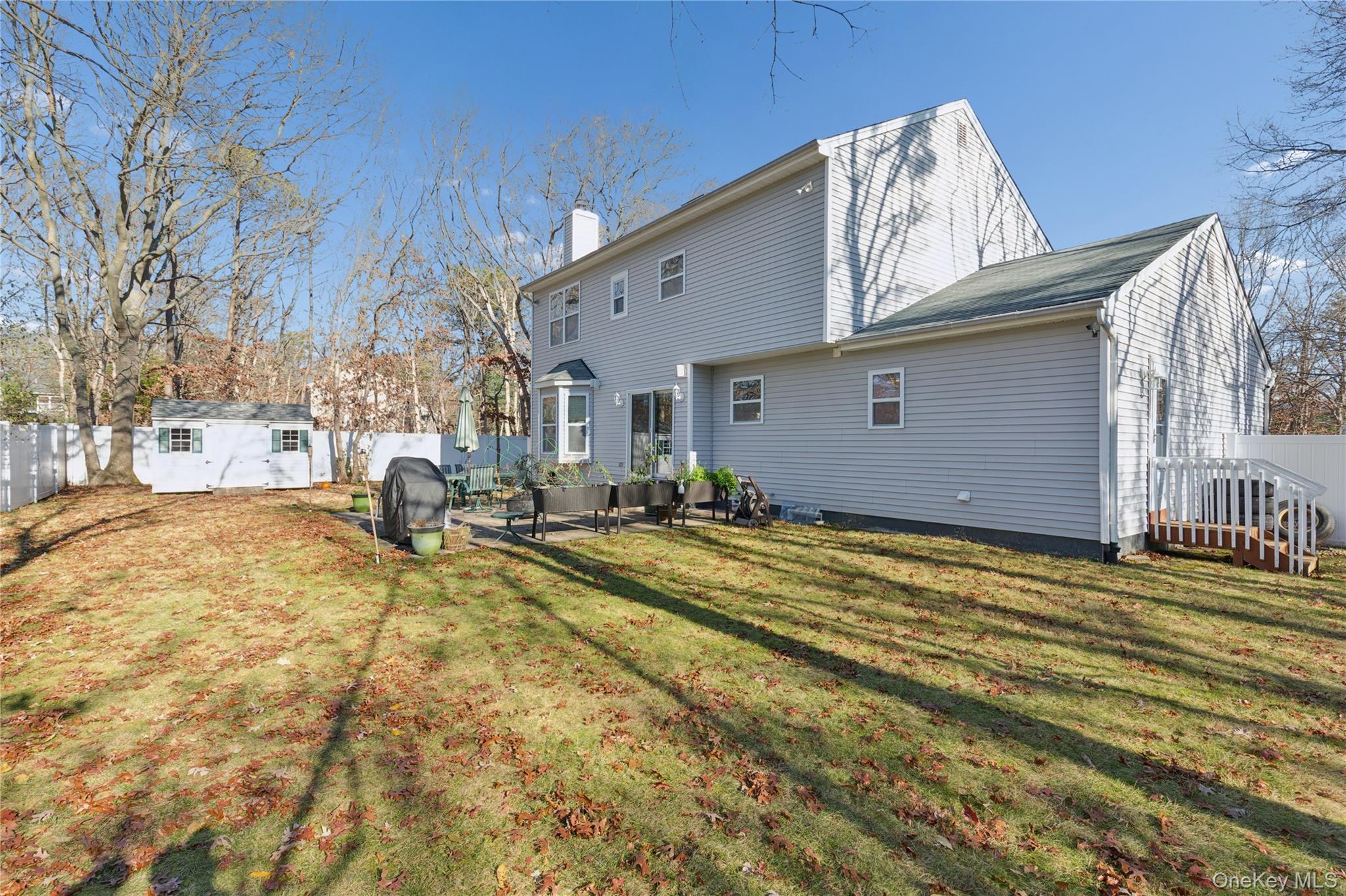 #9 photo, 262 Walker Avenue, 롱 아일랜드 East Patchogue , NY 11772