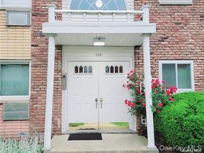 #12 photo, 259 N Newbridge Road, מחוז נסאו Levittown , NY 11756