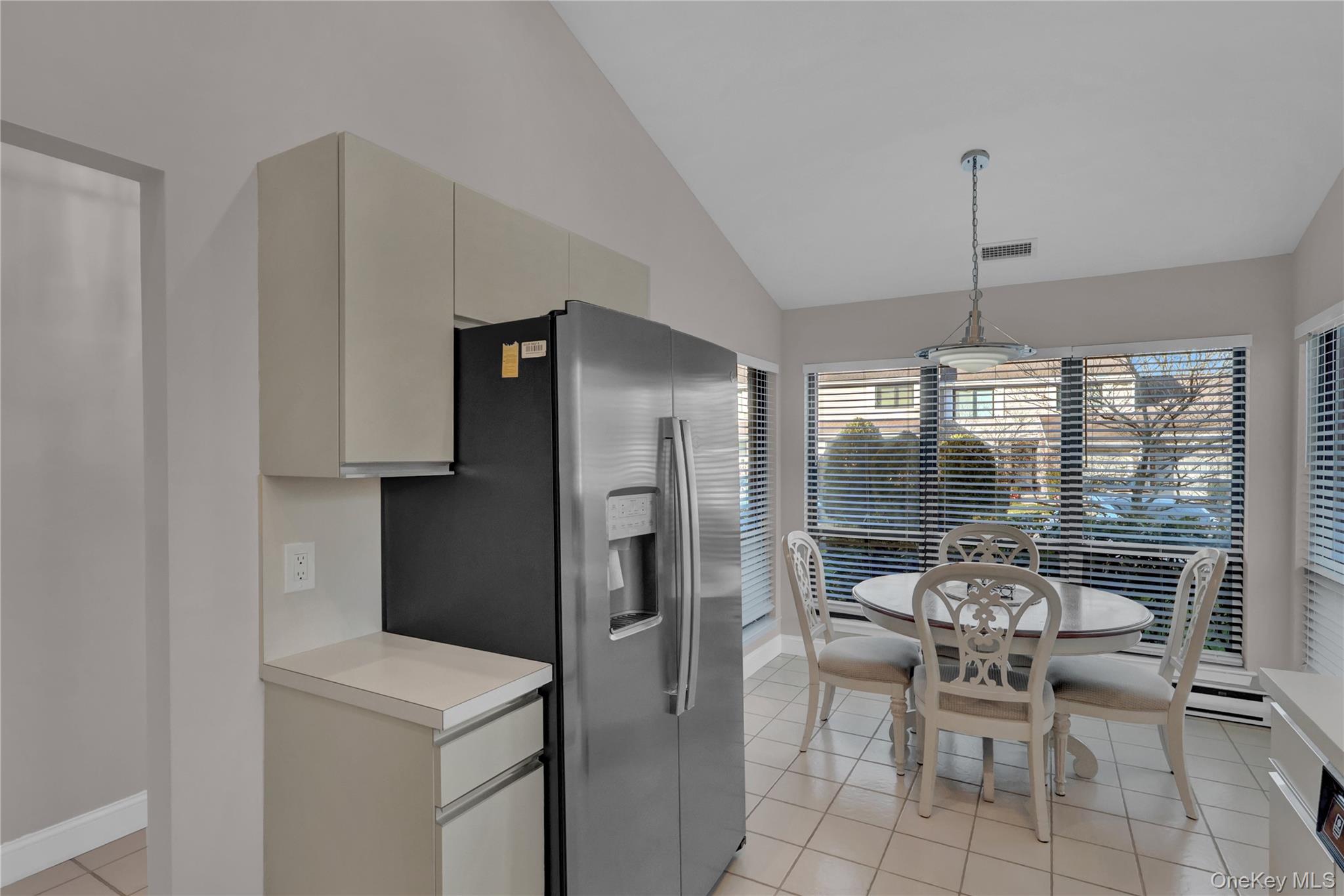 #11 photo, 248 Pond View Lane, מחוז סאפוק Smithtown , NY 11787