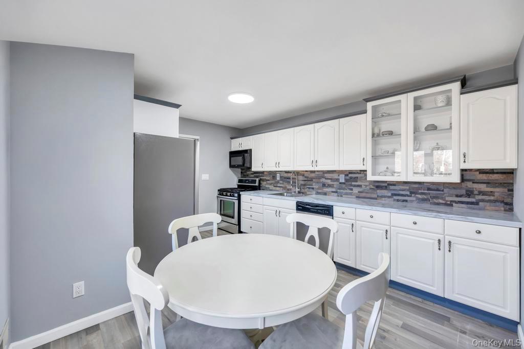 #6 photo, 10 Westwind Drive, Саффолк ‖ Bohemia , NY 11716