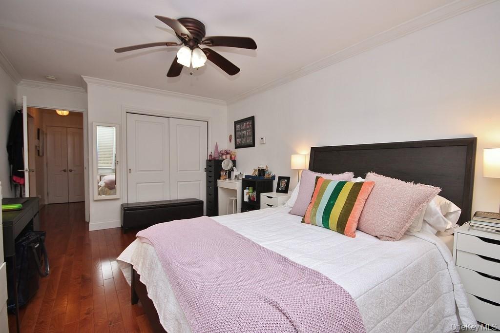 #12 photo, 1374 Midland Avenue, Bronxville , NY 10708