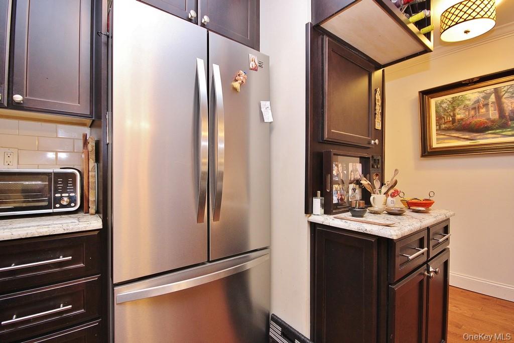 #9 photo, 1374 Midland Avenue, Bronxville , NY 10708