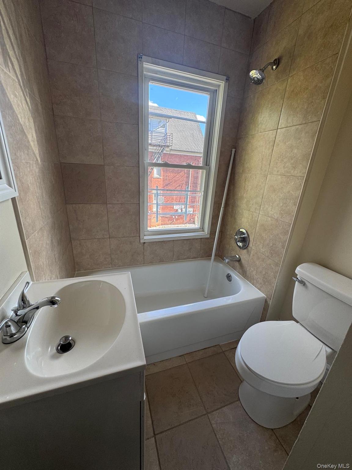 #11 photo, 25 Lent Street, Poughkeepsie , NY 12601