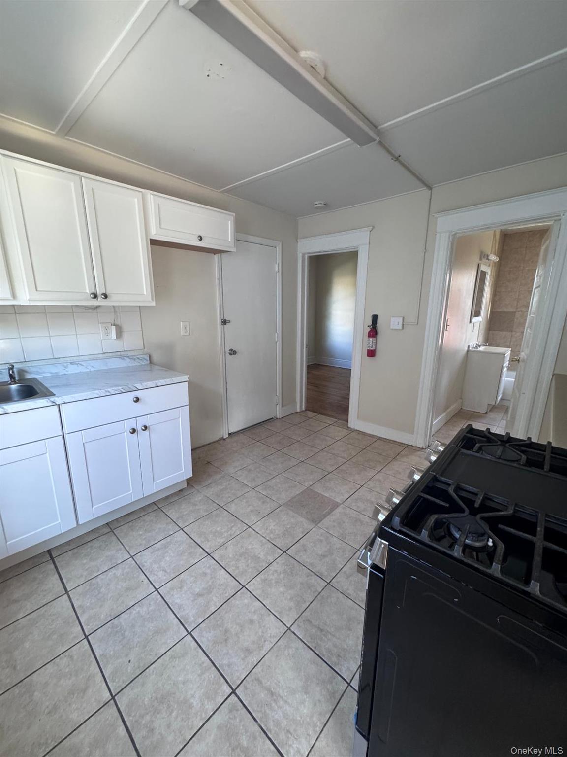 #13 photo, 25 Lent Street, Poughkeepsie , NY 12601