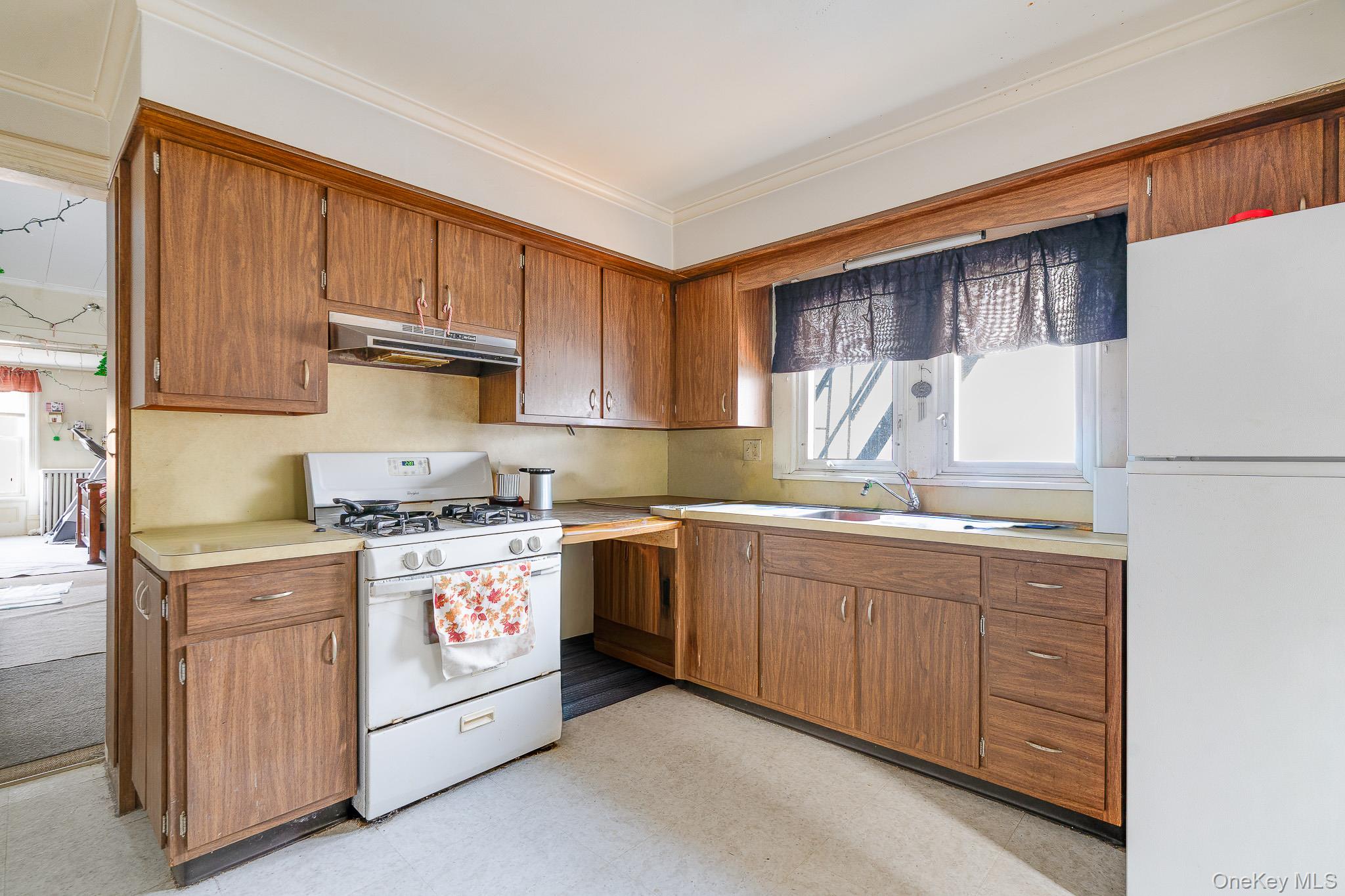 #17 photo, 12 Parker Avenue, 뉴욕주 Poughkeepsie , NY 12601