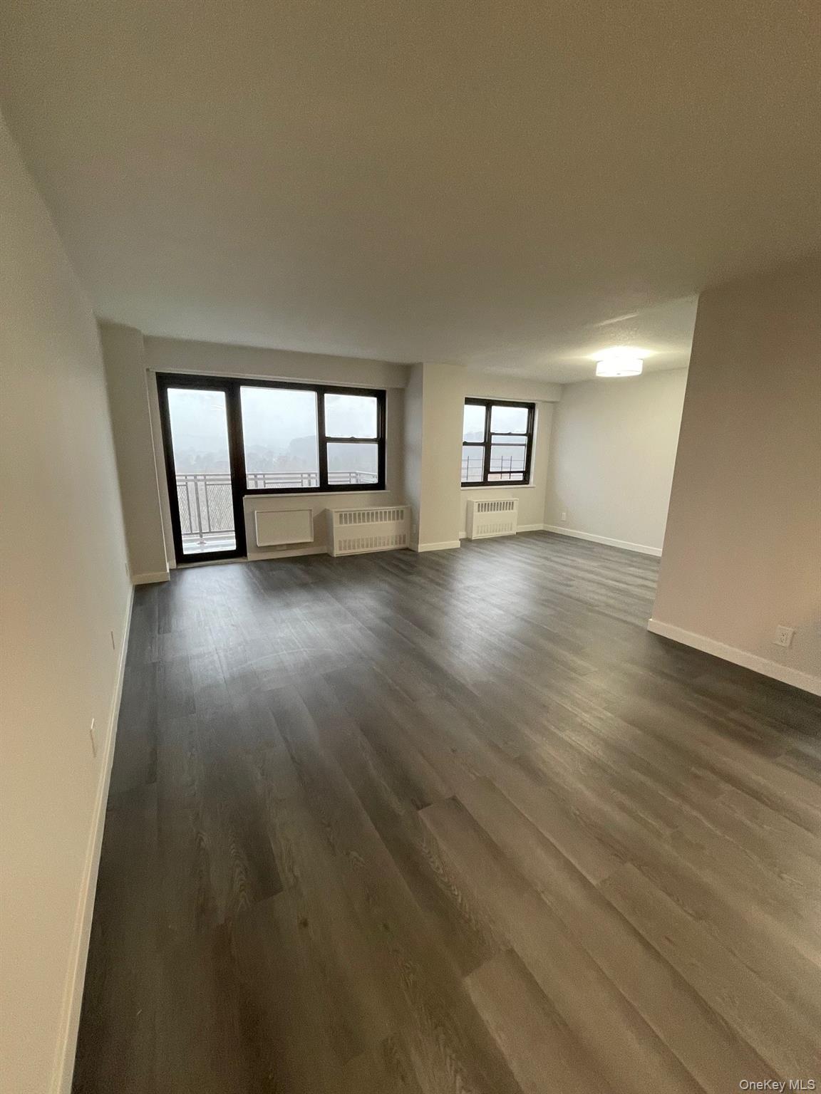 #13 photo, 155 Ferris Avenue, 纽约州 White Plains , NY 10603