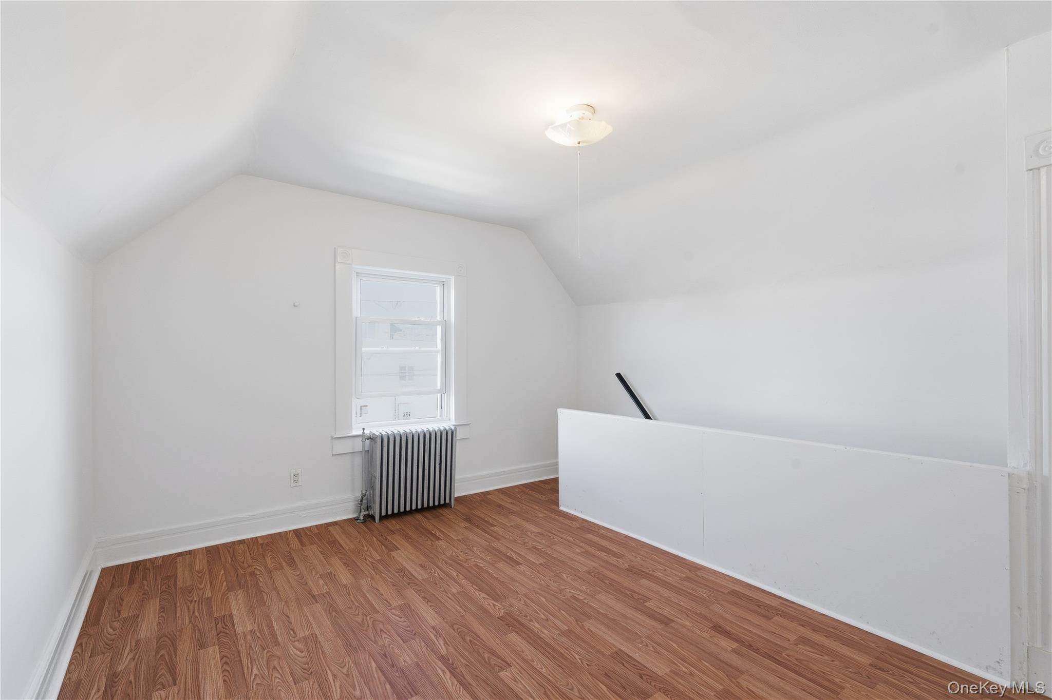 #11 photo, 226 Fourth Avenue, Pelham , NY 10803