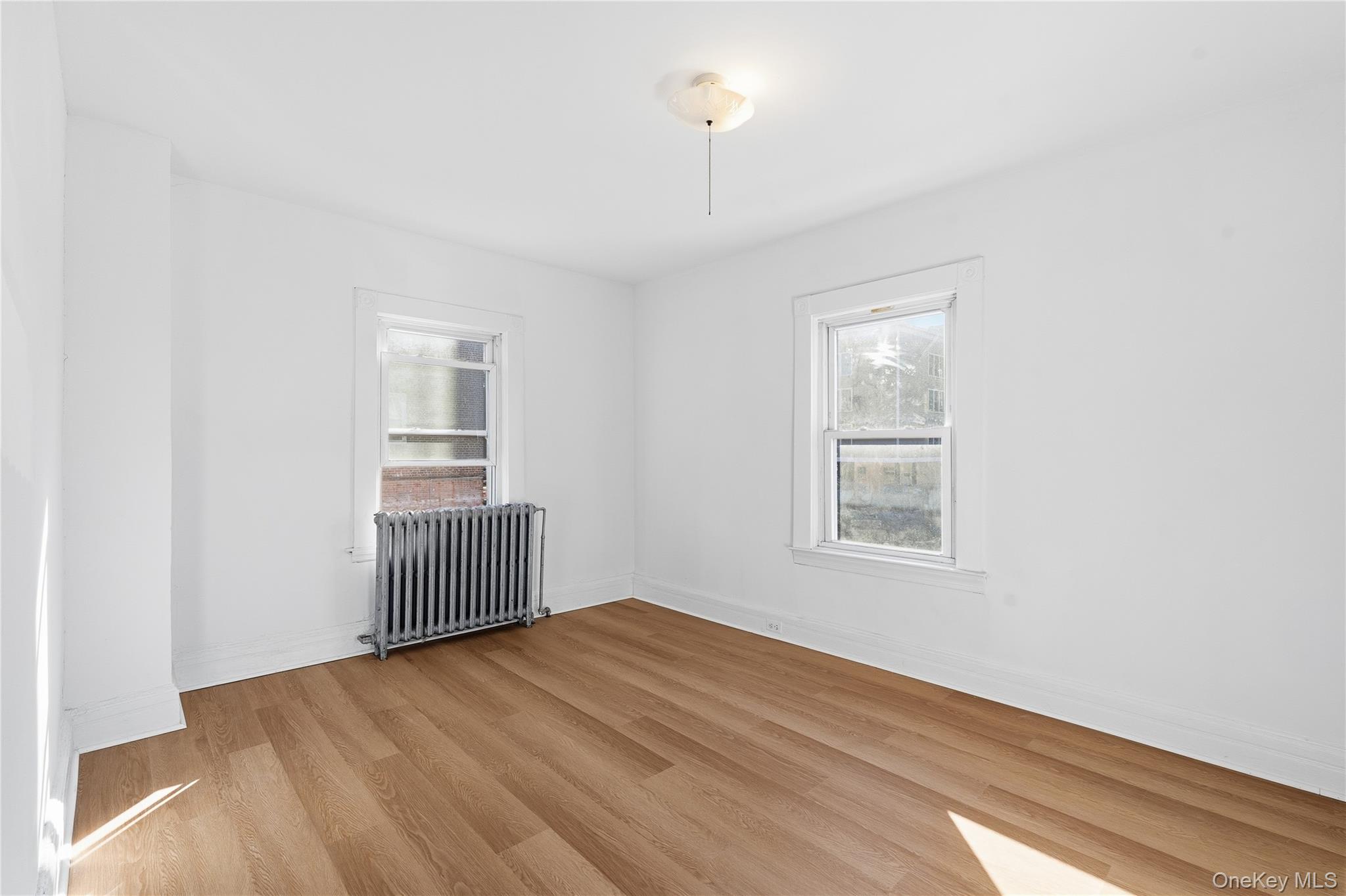 #8 photo, 226 Fourth Avenue, Pelham , NY 10803