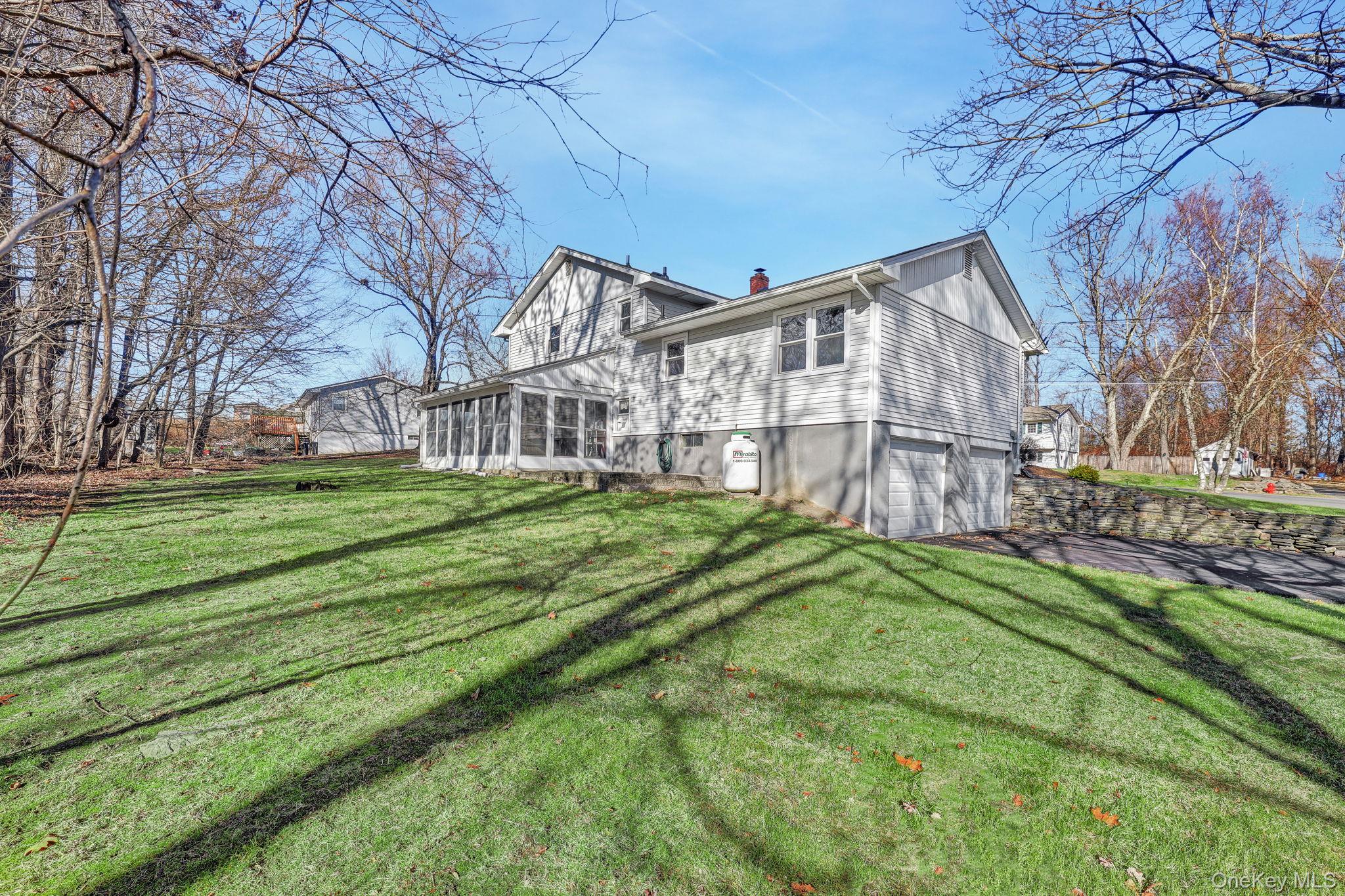 #9 photo, 21 California Drive, 纽约州 Middletown , NY 10940