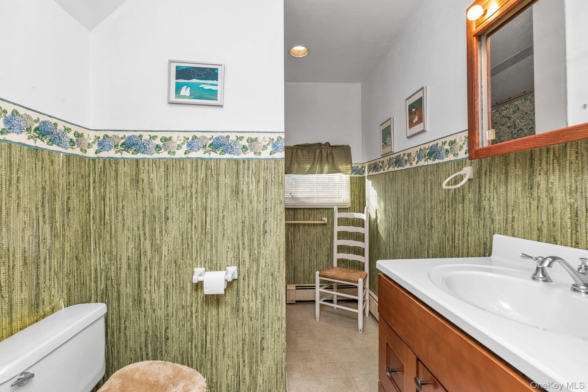 #14 photo, 25 March Lane, Westbury , NY 11590