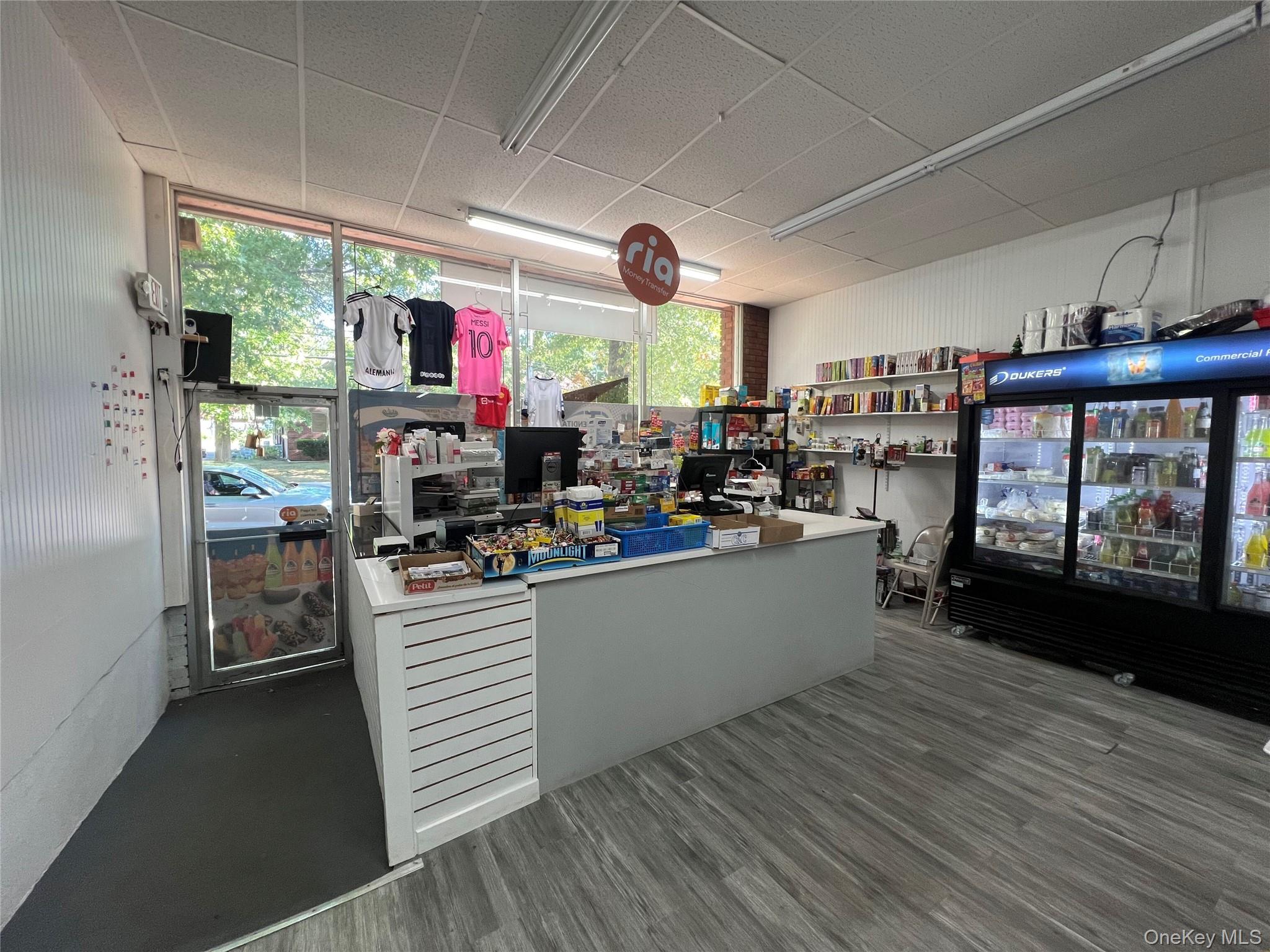 #2 photo, 120 Main Street, מחוז סאפוק Kings Park , NY 11754