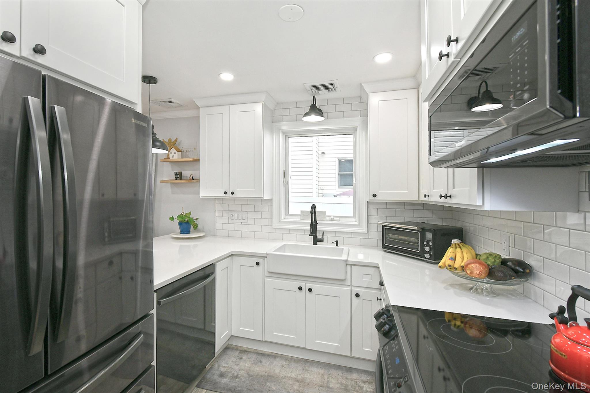 #16 photo, 2704 Beach Drive, Merrick , NY 11566