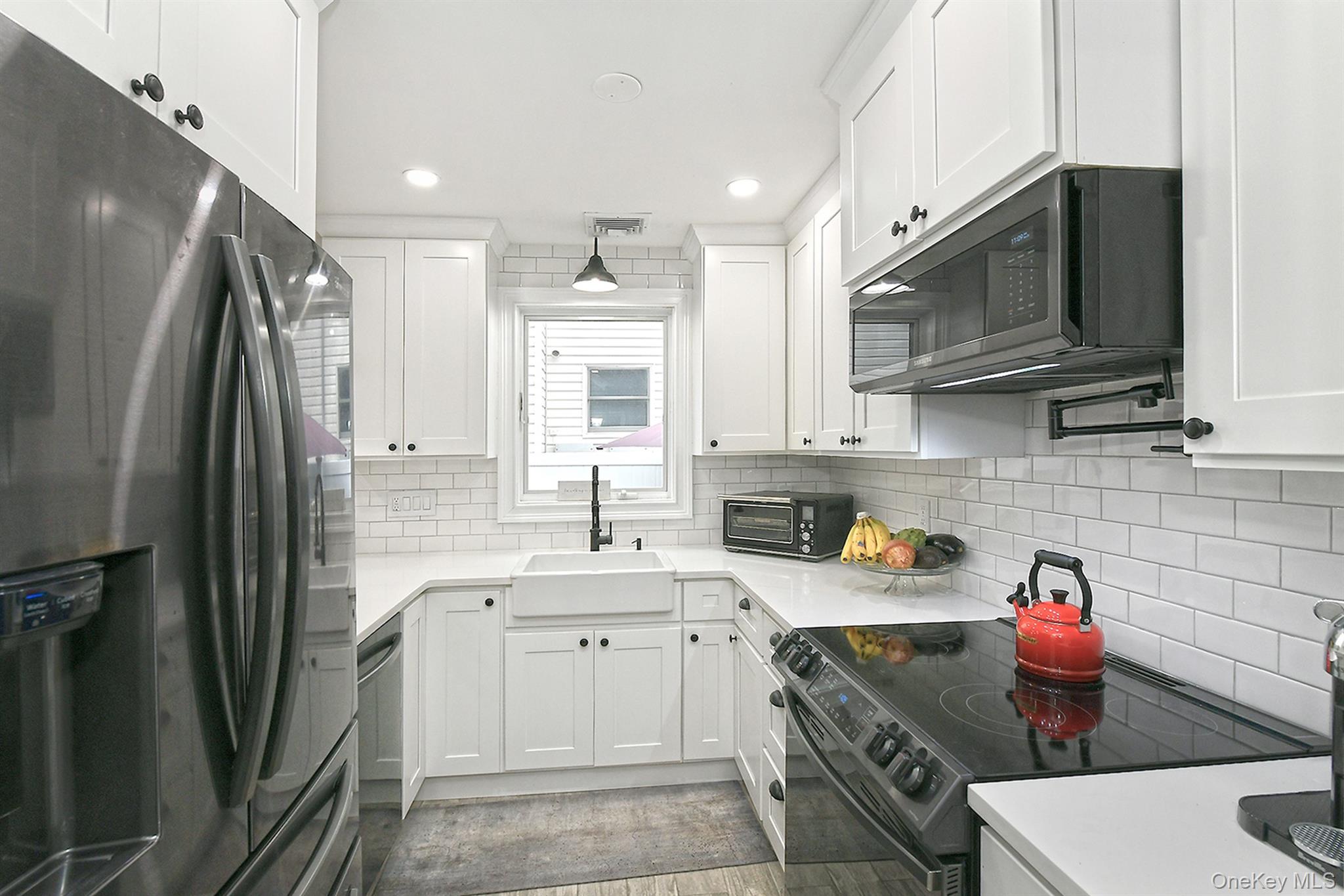 #17 photo, 2704 Beach Drive, Merrick , NY 11566