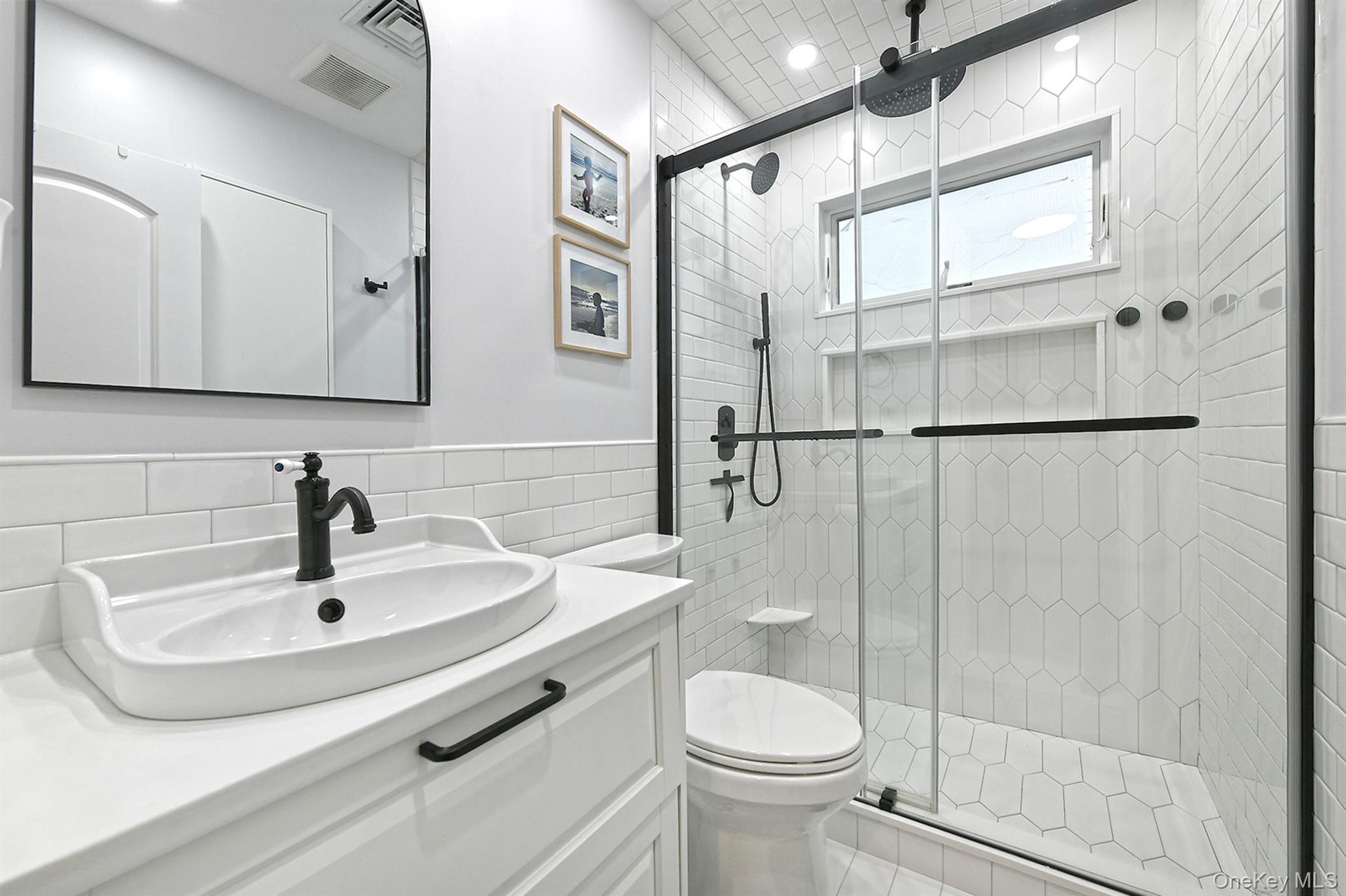 #19 photo, 2704 Beach Drive, Merrick , NY 11566