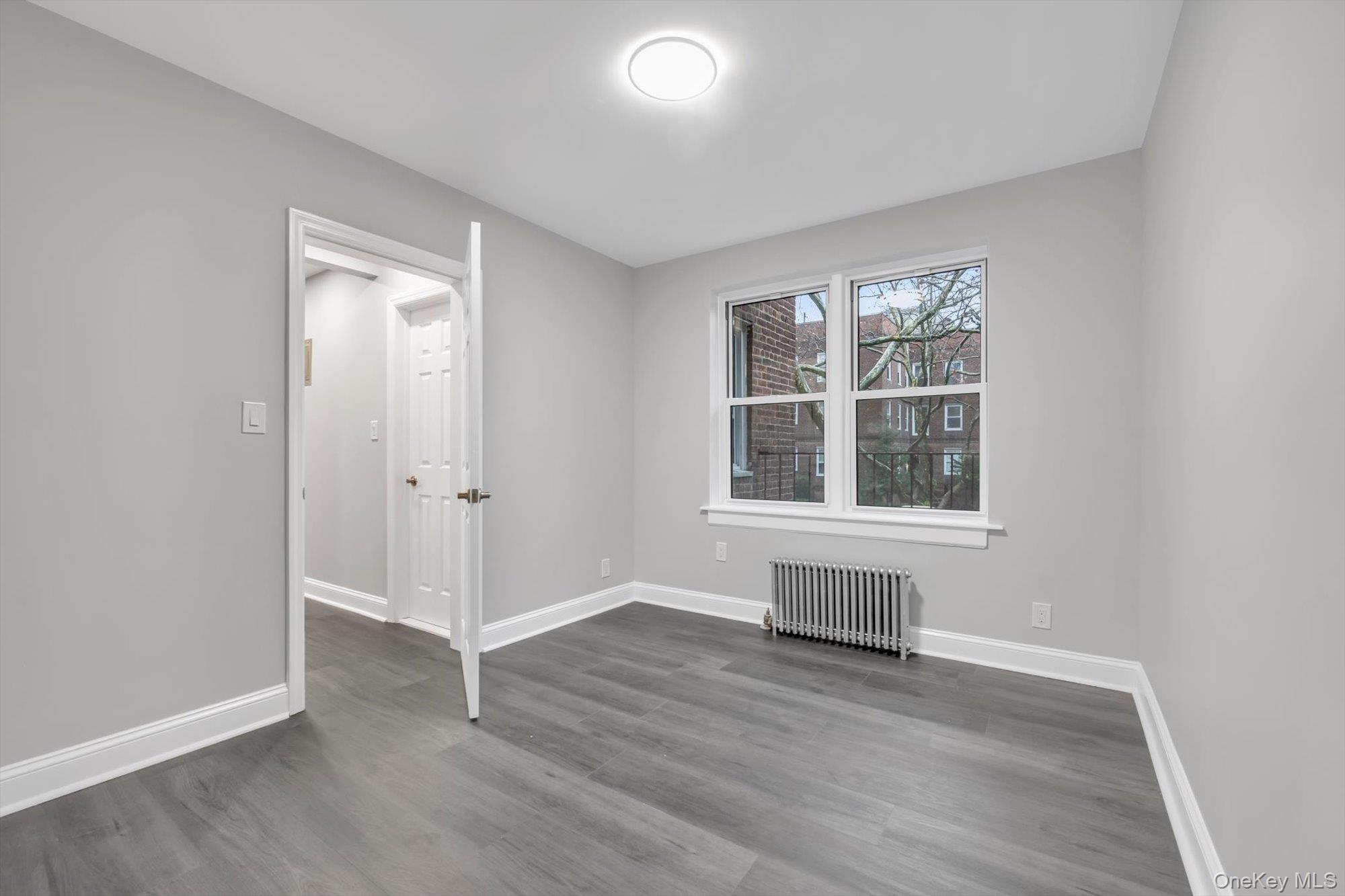 #11 photo, 79-06 Main Street, Куинс ‖ Flushing , NY 11367