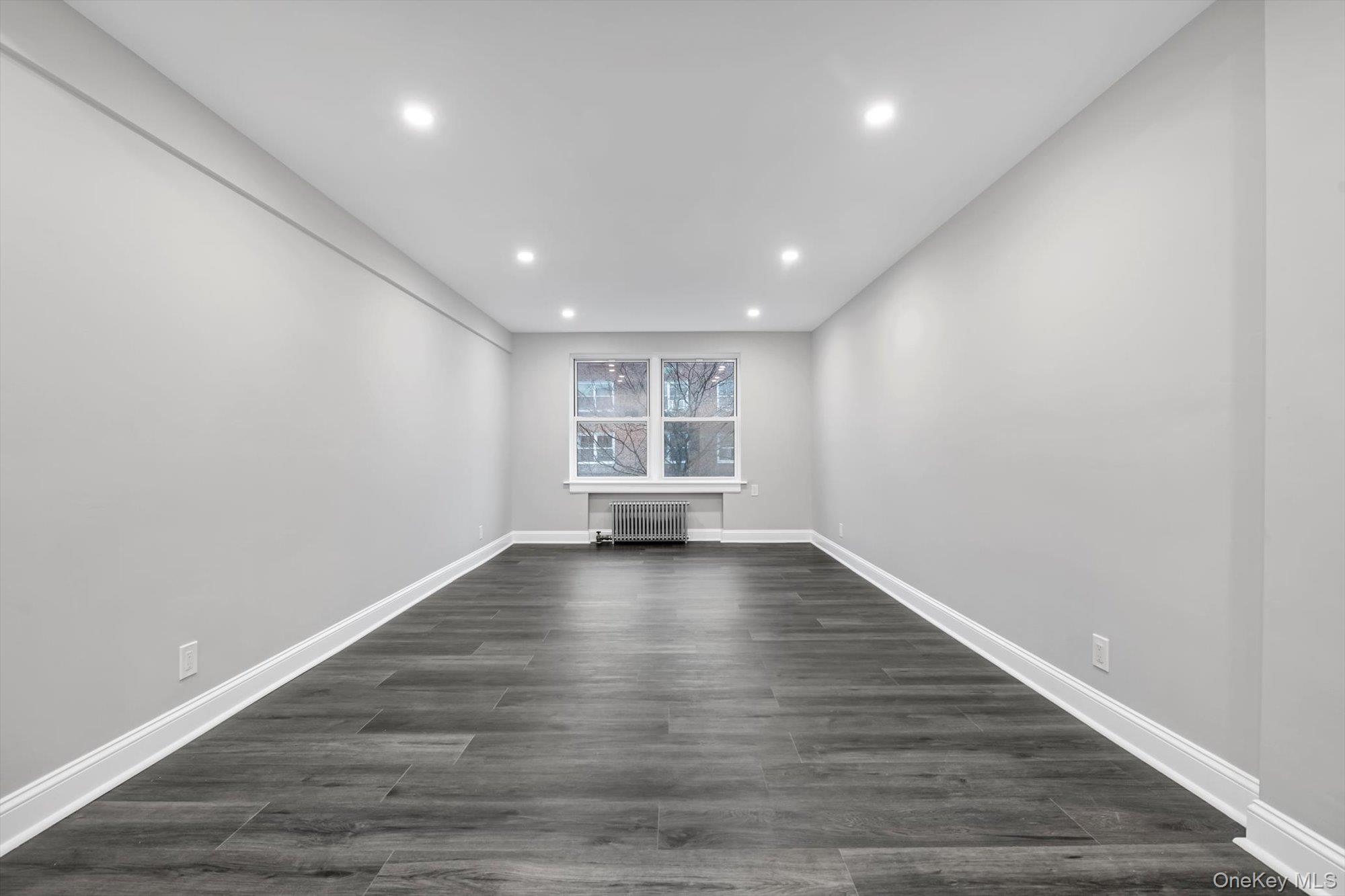 #7 photo, 79-06 Main Street, Куинс ‖ Flushing , NY 11367