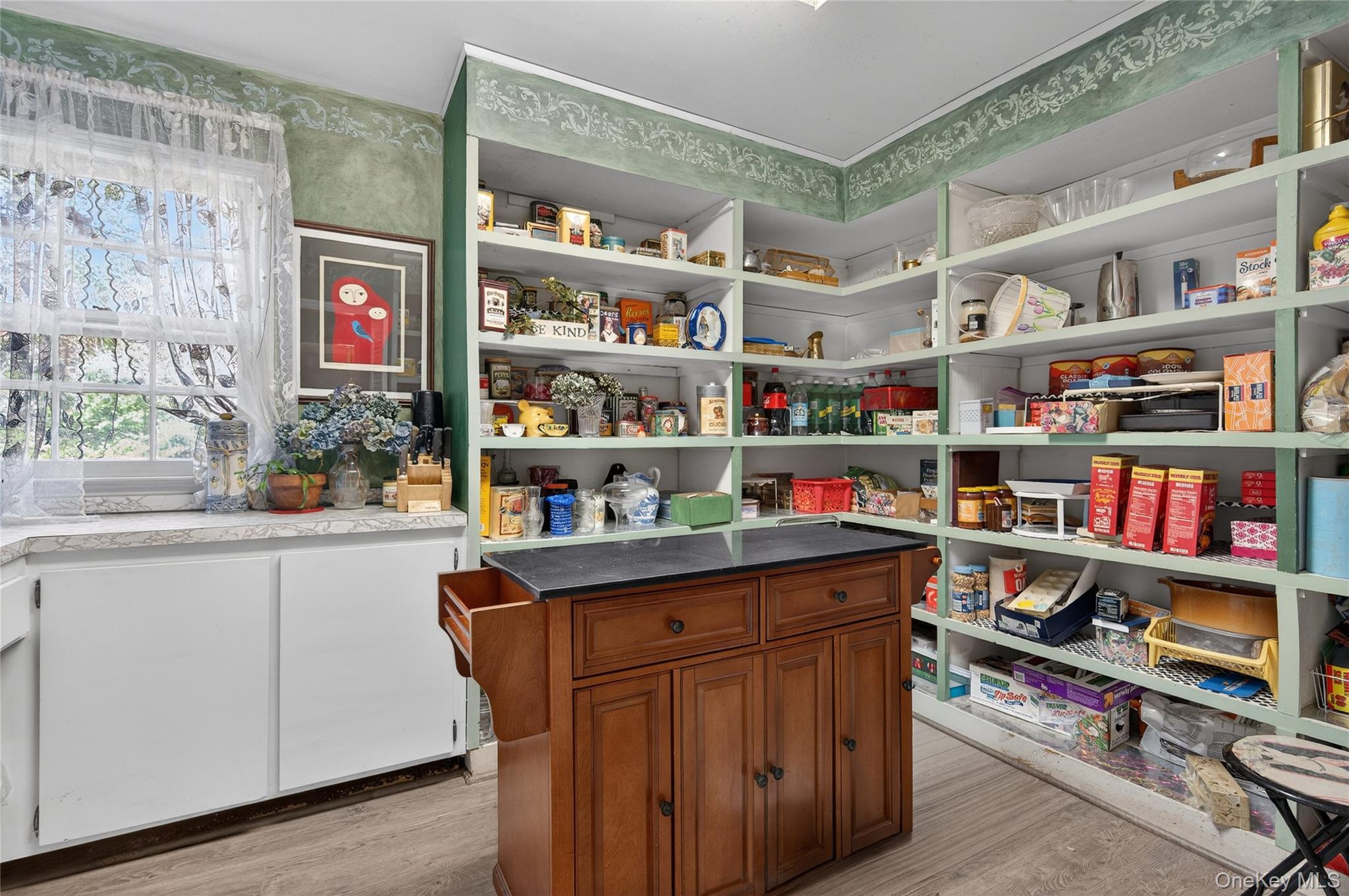 #10 photo, 300 Circle Road, ناسو Muttontown , NY 11791