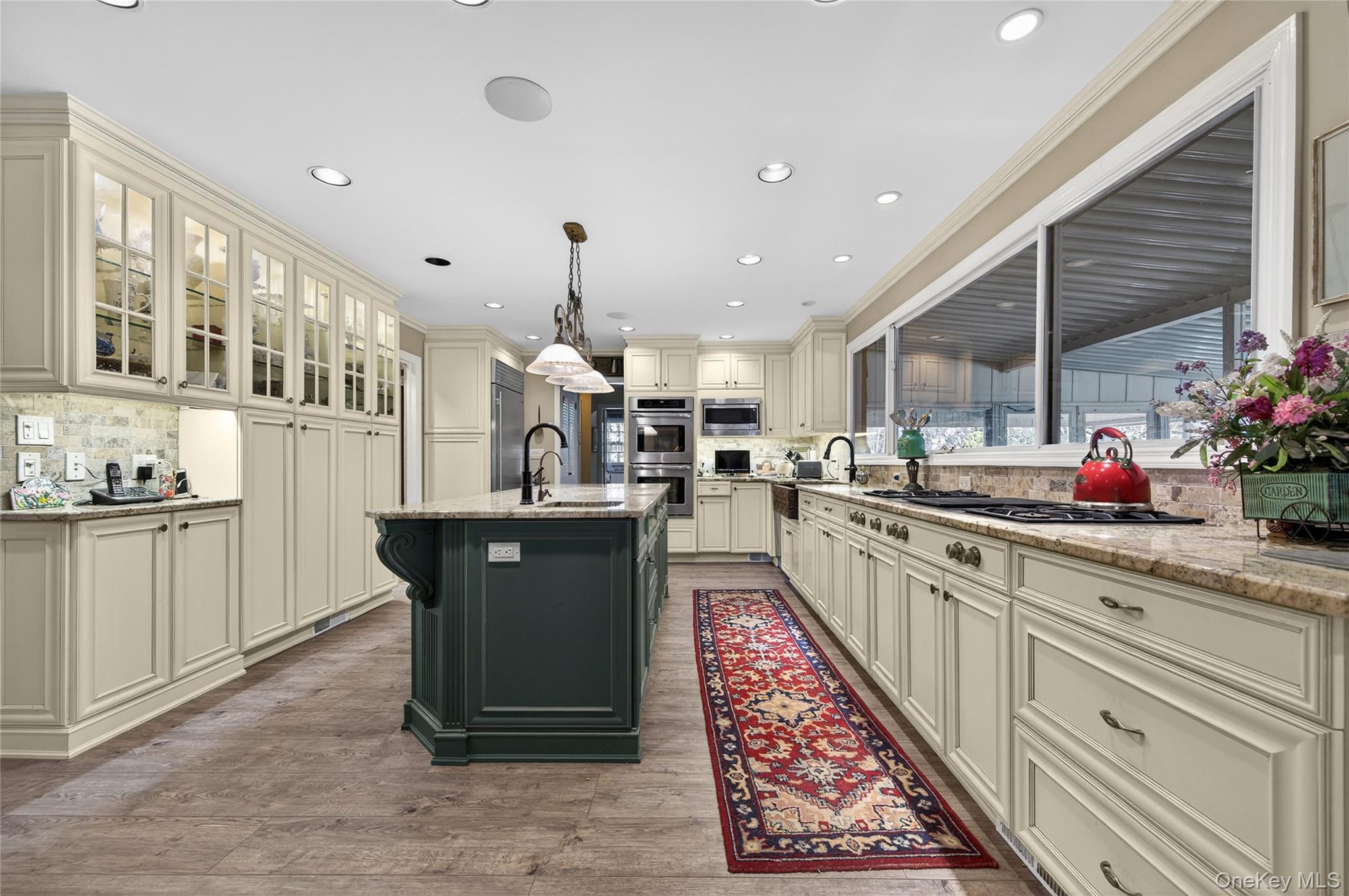 #15 photo, 300 Circle Road, ناسو Muttontown , NY 11791