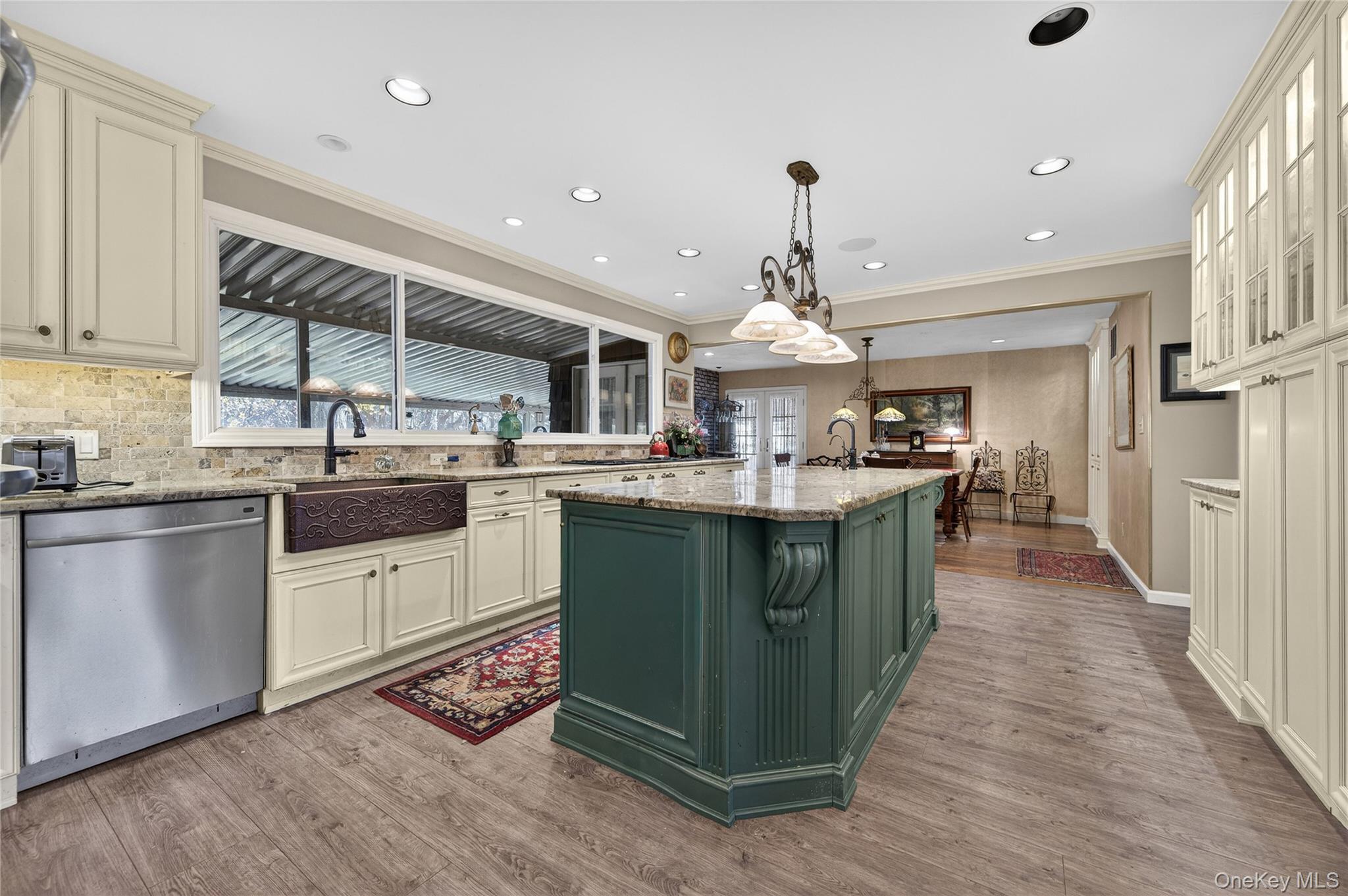 #17 photo, 300 Circle Road, ناسو Muttontown , NY 11791