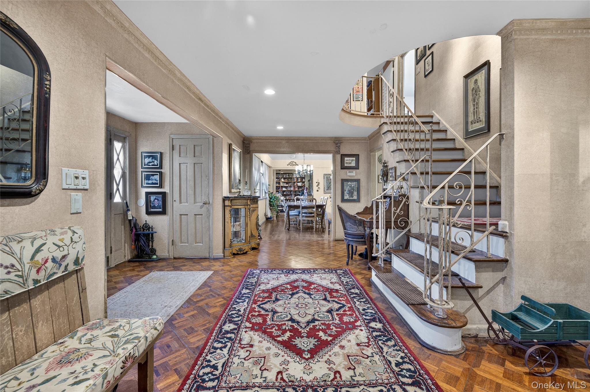 #3 photo, 300 Circle Road, ناسو Muttontown , NY 11791