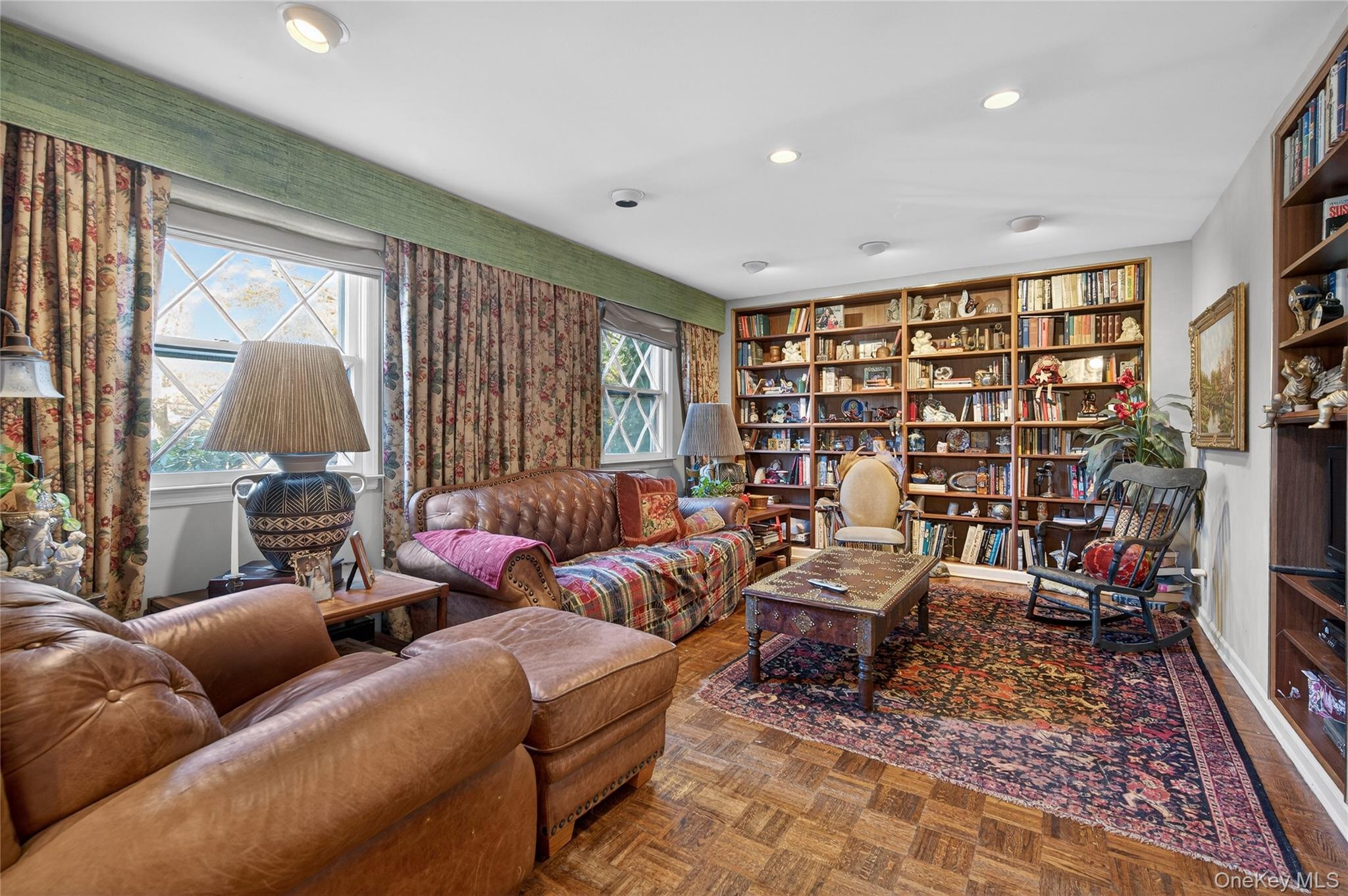 #9 photo, 300 Circle Road, ناسو Muttontown , NY 11791