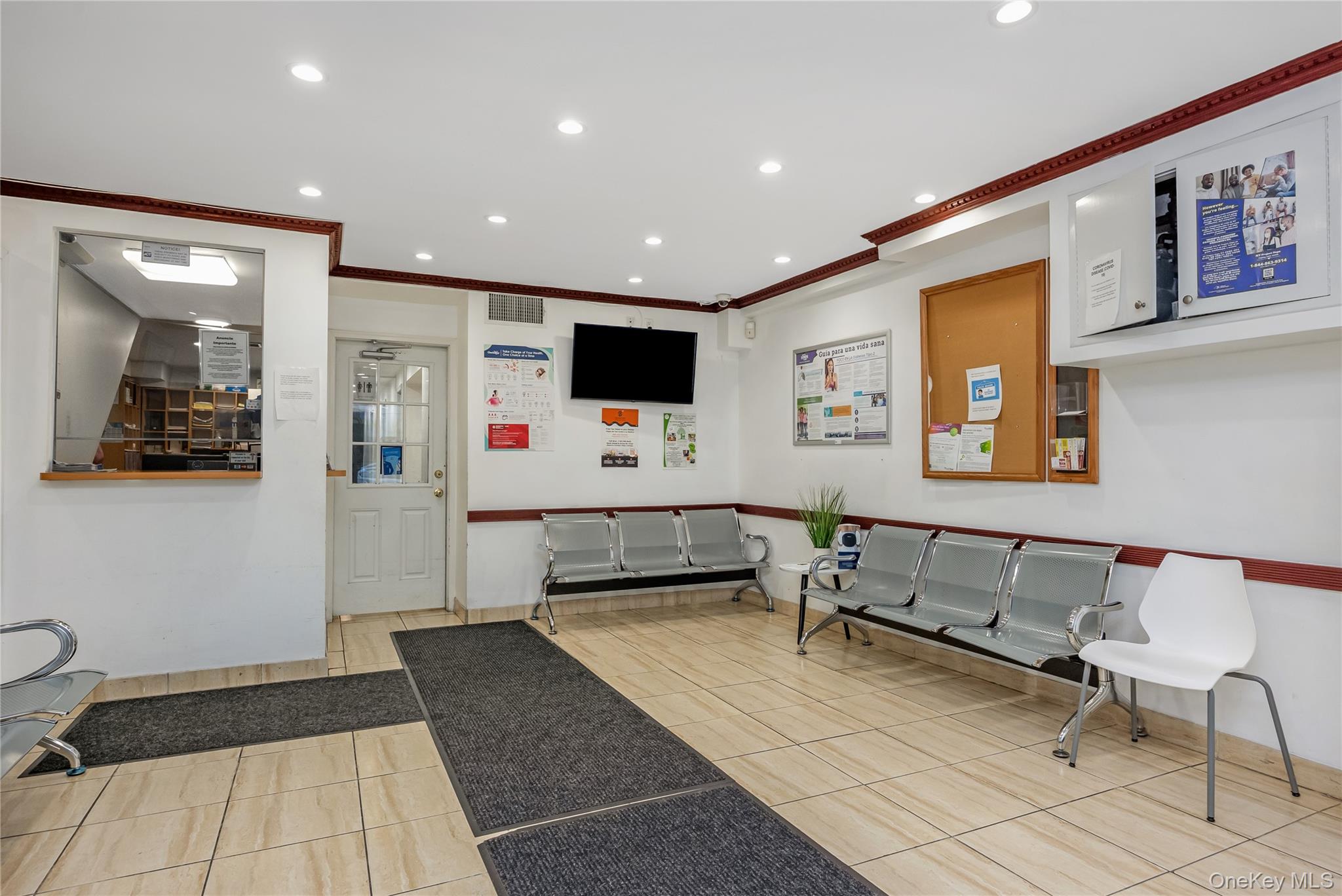 #4 photo, 40-10 Forley Street, 皇后区 艾姆赫斯特 Elmhurst , NY 11373