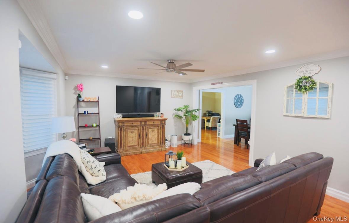 #2 photo, 407 Tree Road, South Setauket , NY 11720