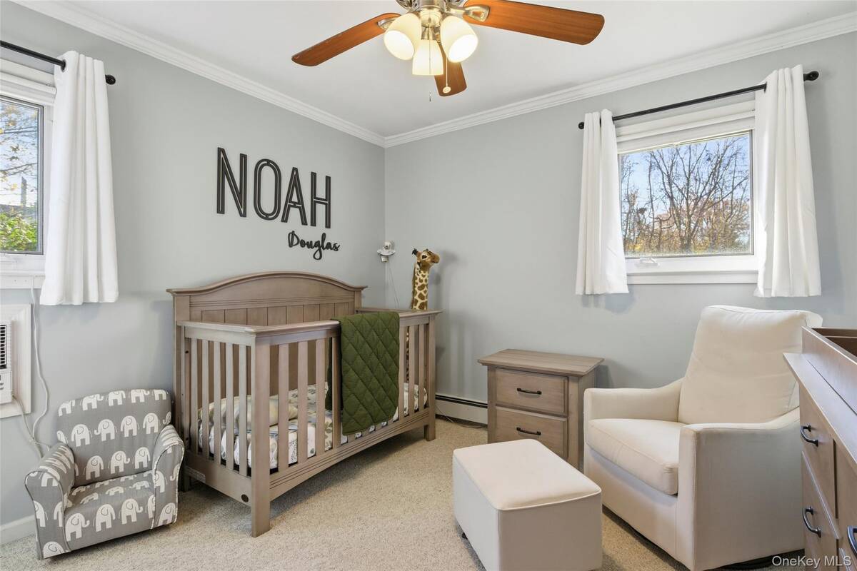 #14 photo, 33 Urban Drive, Selden , NY 11784