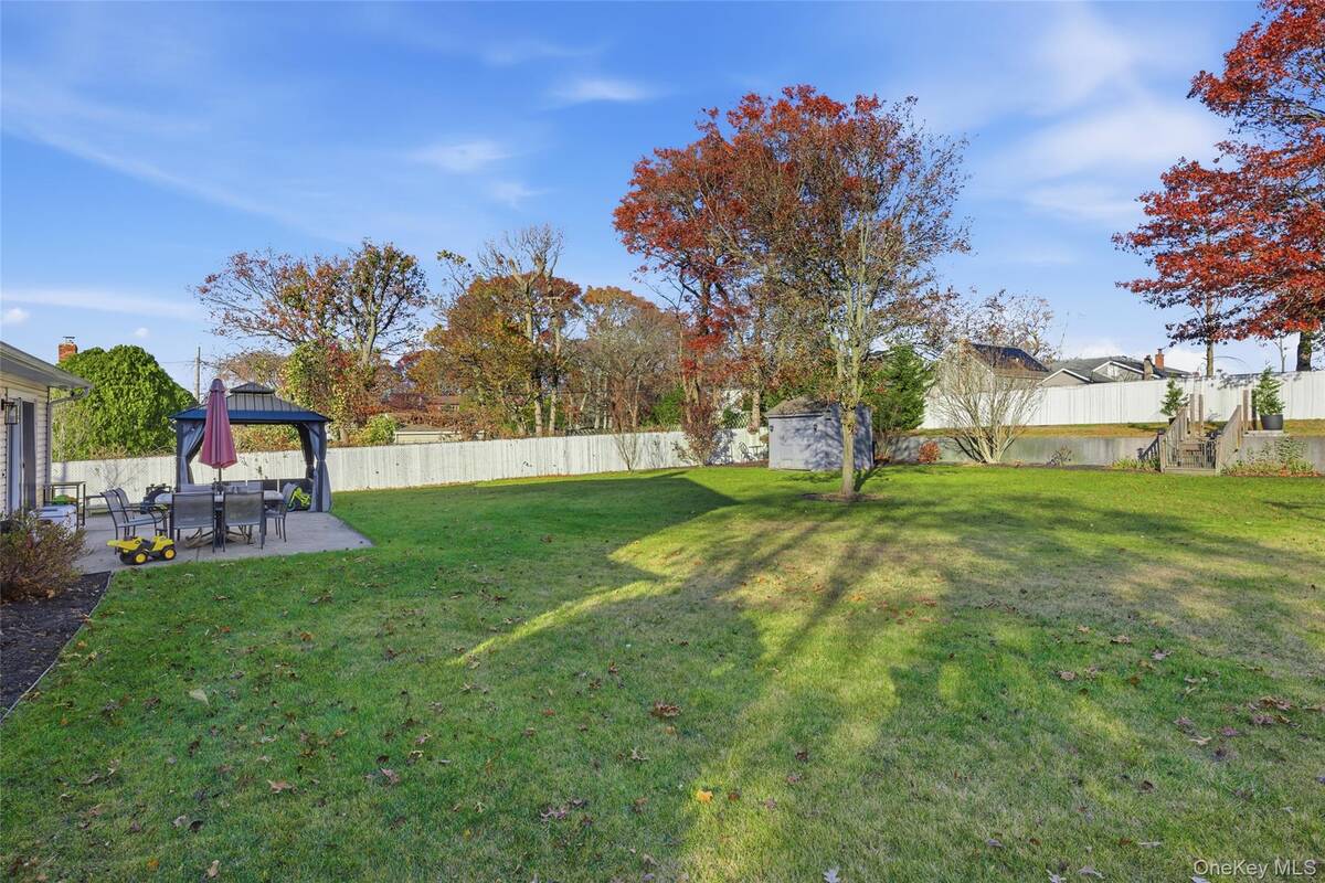 #29 photo, 33 Urban Drive, Selden , NY 11784