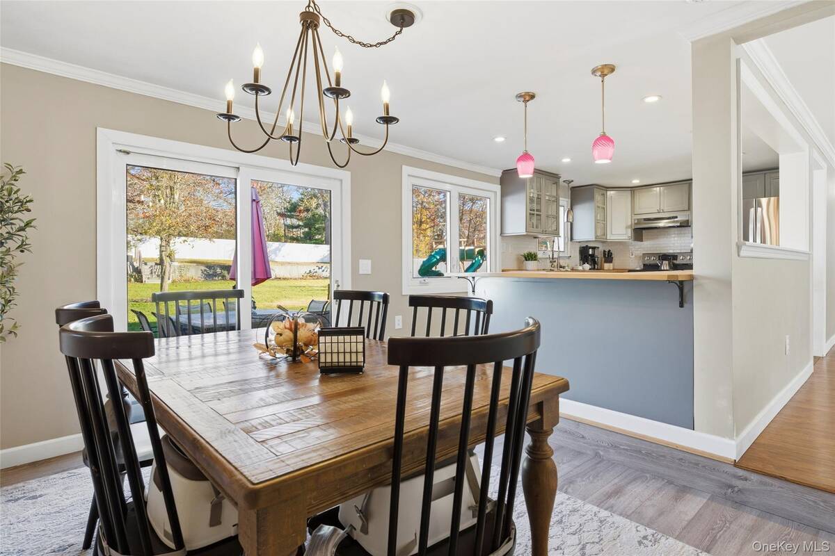 #9 photo, 33 Urban Drive, Selden , NY 11784