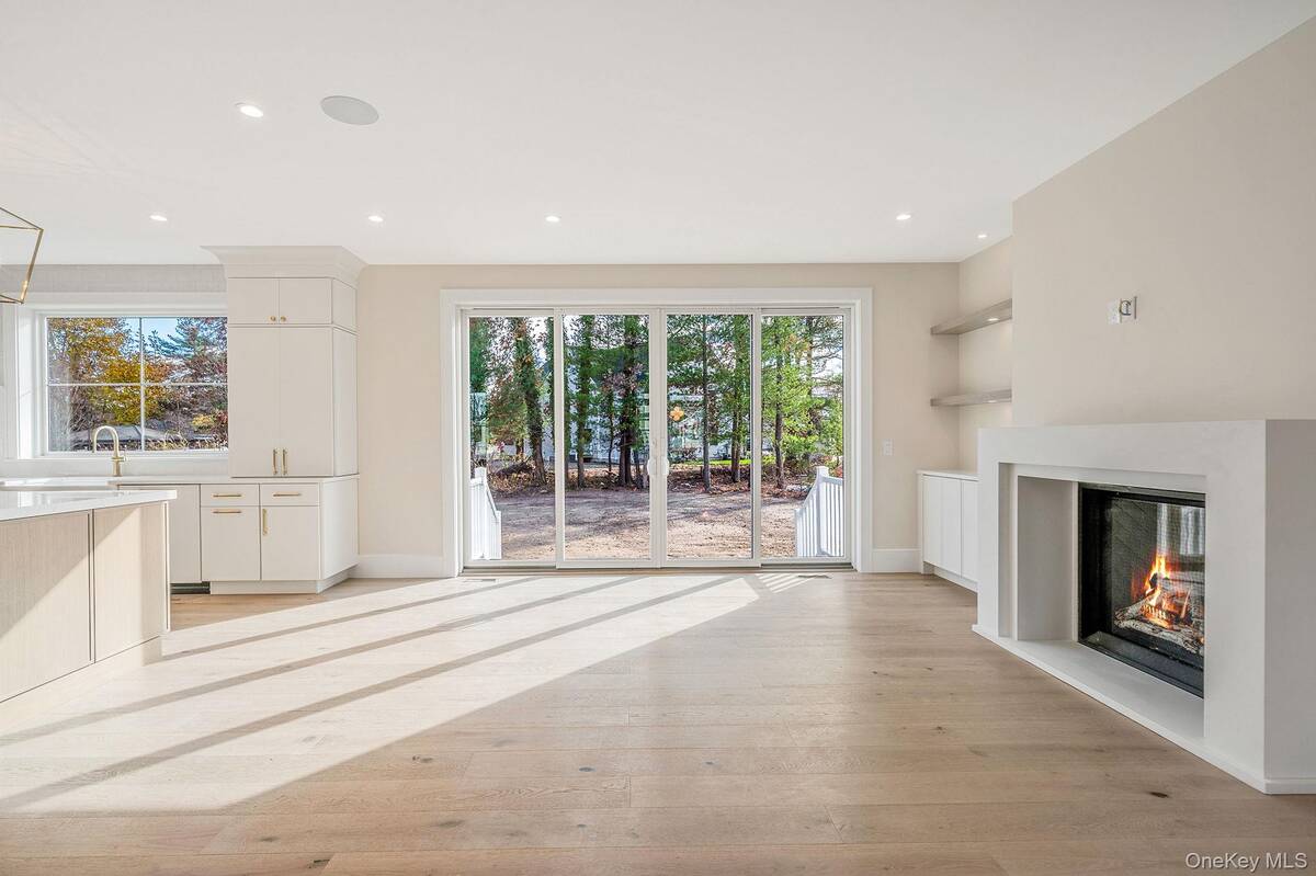 #12 photo, 4 Blackwell Court, 롱 아일랜드 Nesconset , NY 11767