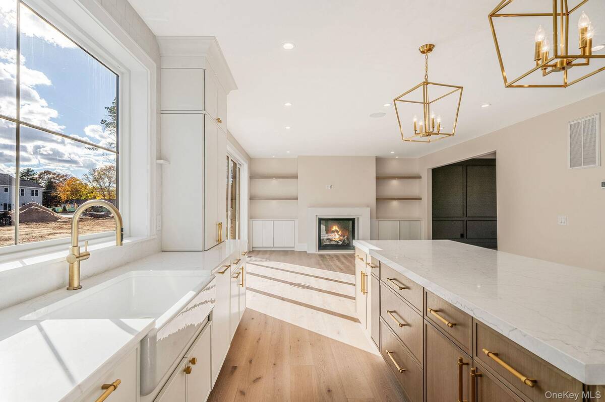 #20 photo, 4 Blackwell Court, 롱 아일랜드 Nesconset , NY 11767