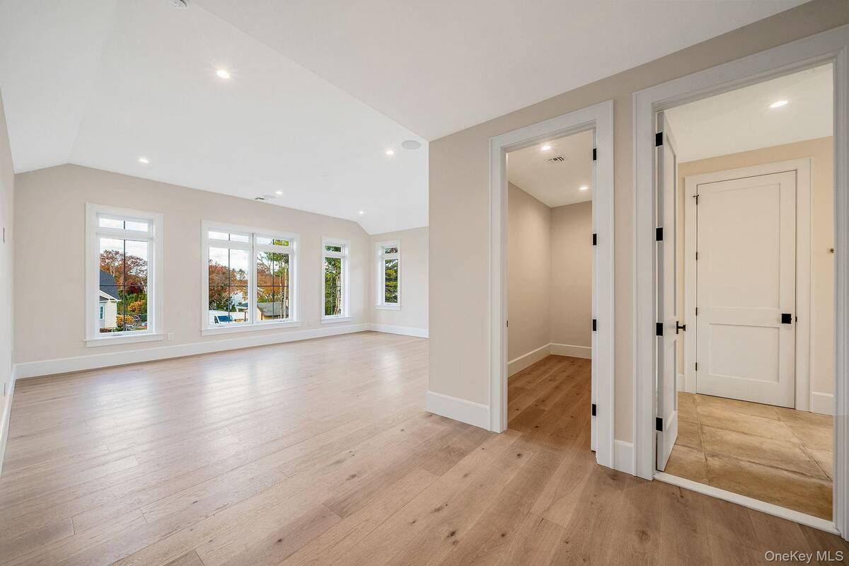 #25 photo, 4 Blackwell Court, 롱 아일랜드 Nesconset , NY 11767