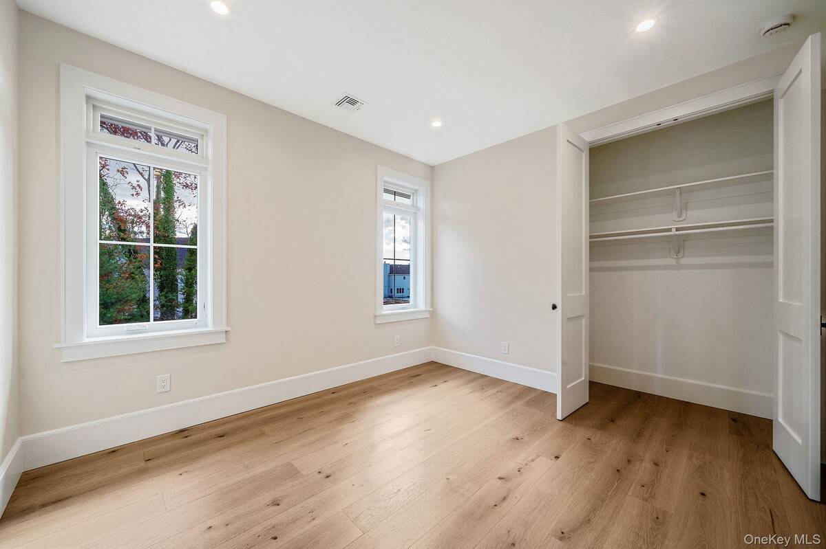 #33 photo, 4 Blackwell Court, 롱 아일랜드 Nesconset , NY 11767