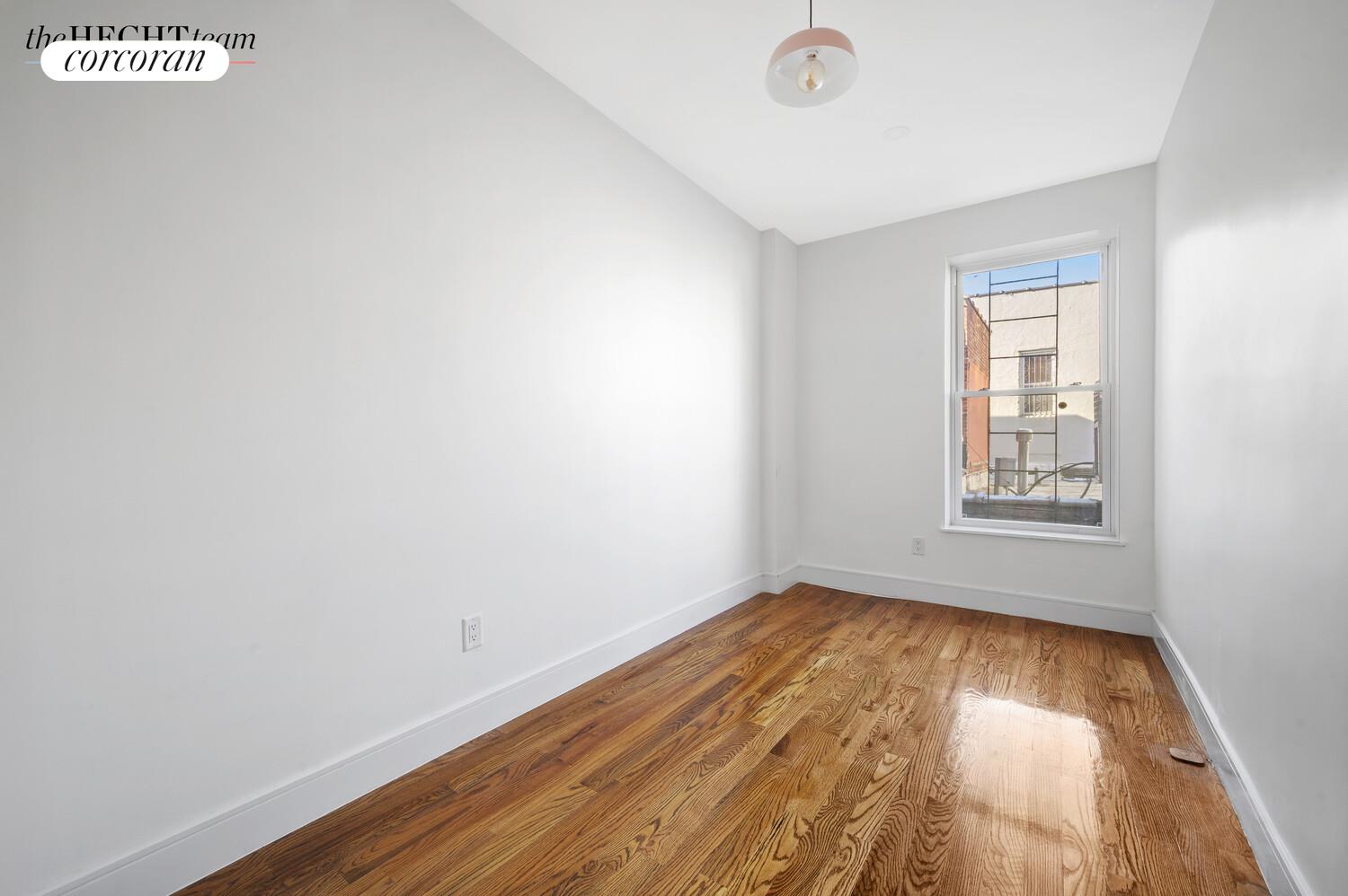 #4 photo, Brooklyn, Crown Heights , NY 11213