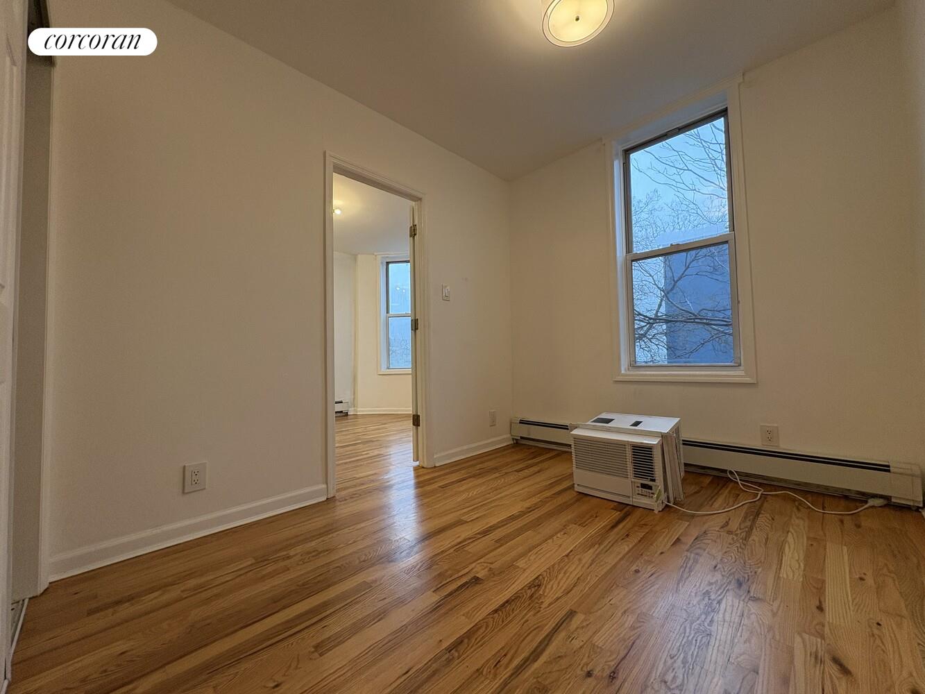 #4 photo, Ridgewood, Ridgewood , NY 11385