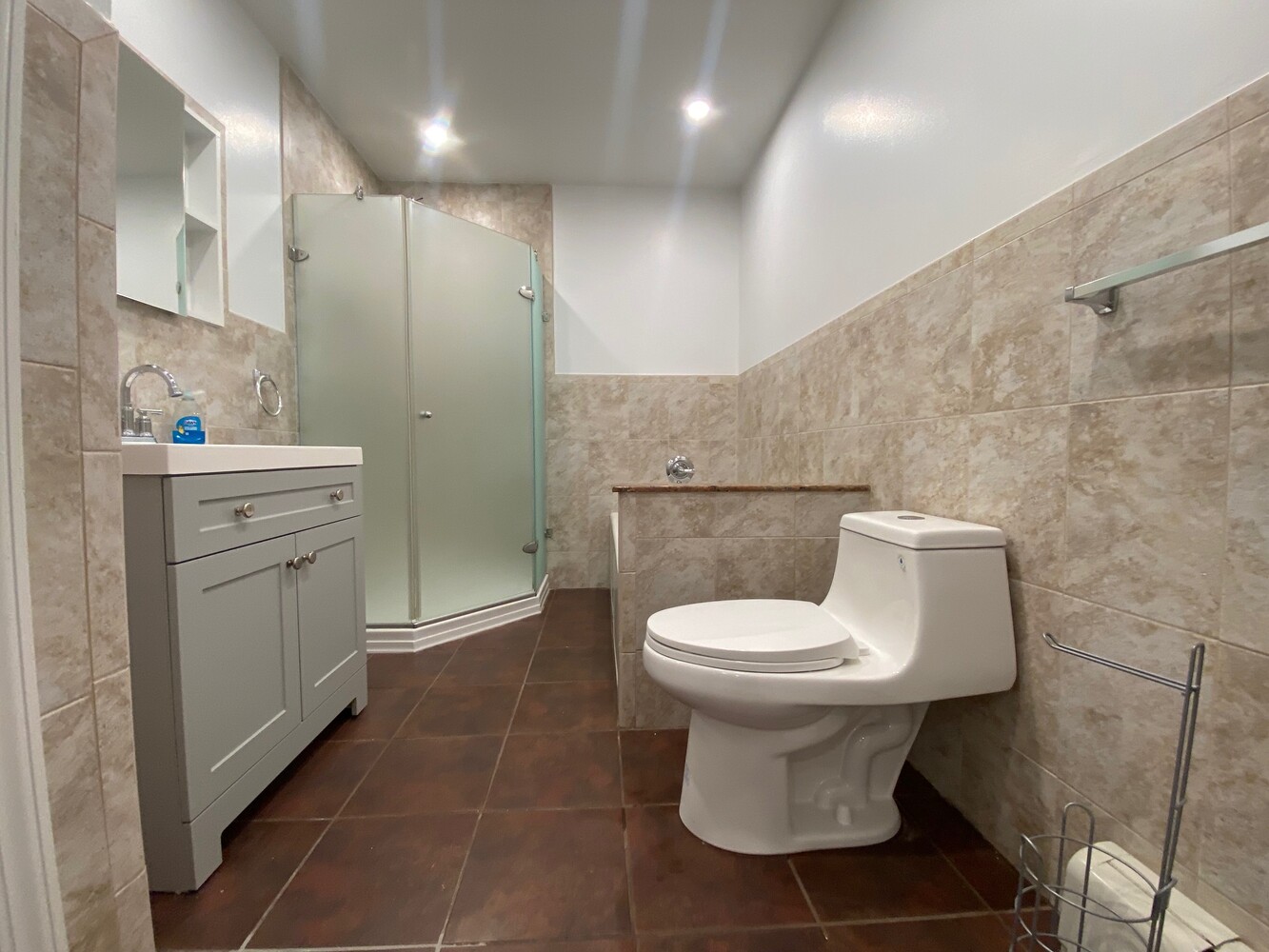 #5 photo, Middle Village, Middle Village , NY 11379