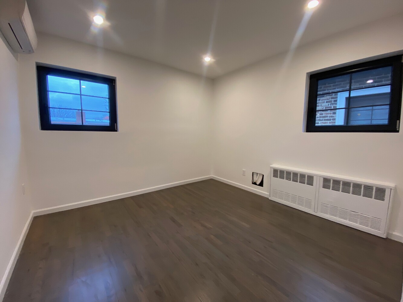 #8 photo, Middle Village, Middle Village , NY 11379