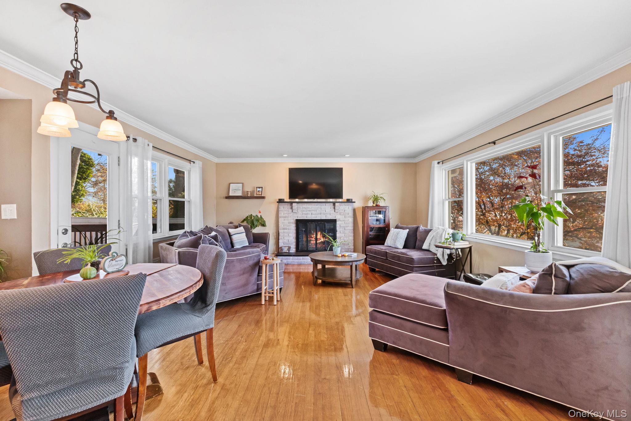 #8 photo, 20 Wolf Road, 纽约州 Croton-on-Hudson , NY 10520