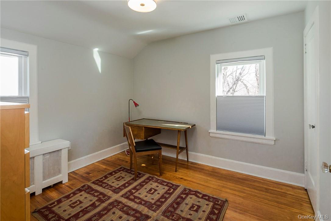 #13 photo, 64 Parkview Drive, Bronxville , NY 10708