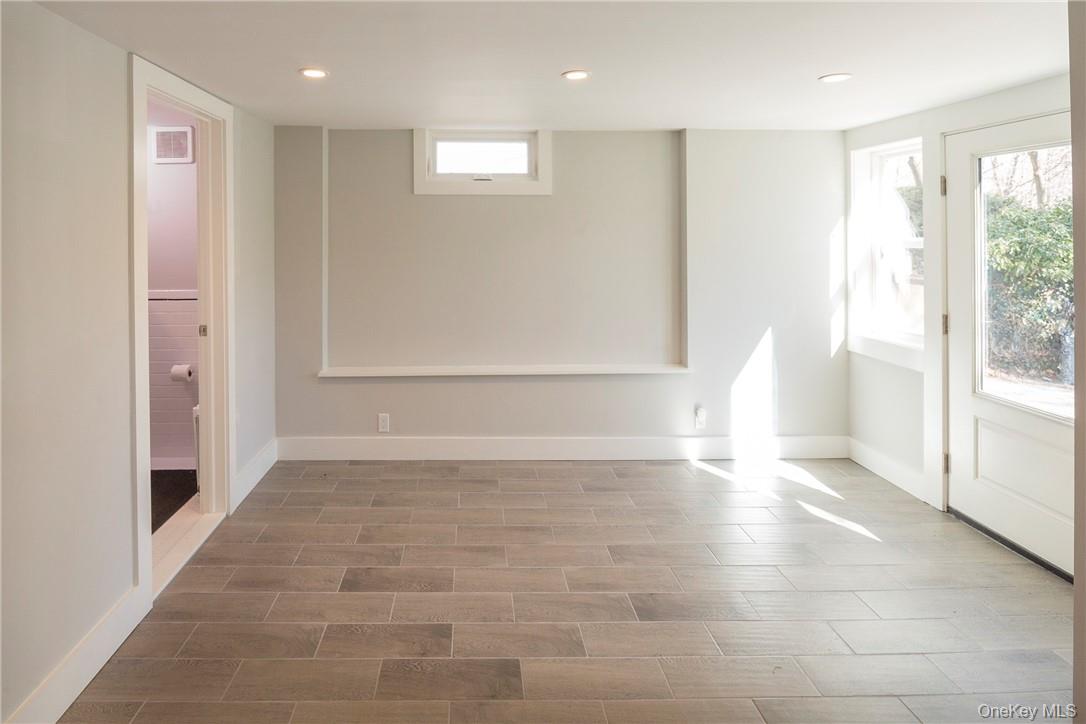 #15 photo, 64 Parkview Drive, Bronxville , NY 10708