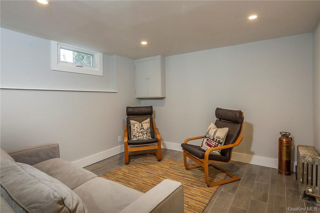 #17 photo, 64 Parkview Drive, Bronxville , NY 10708