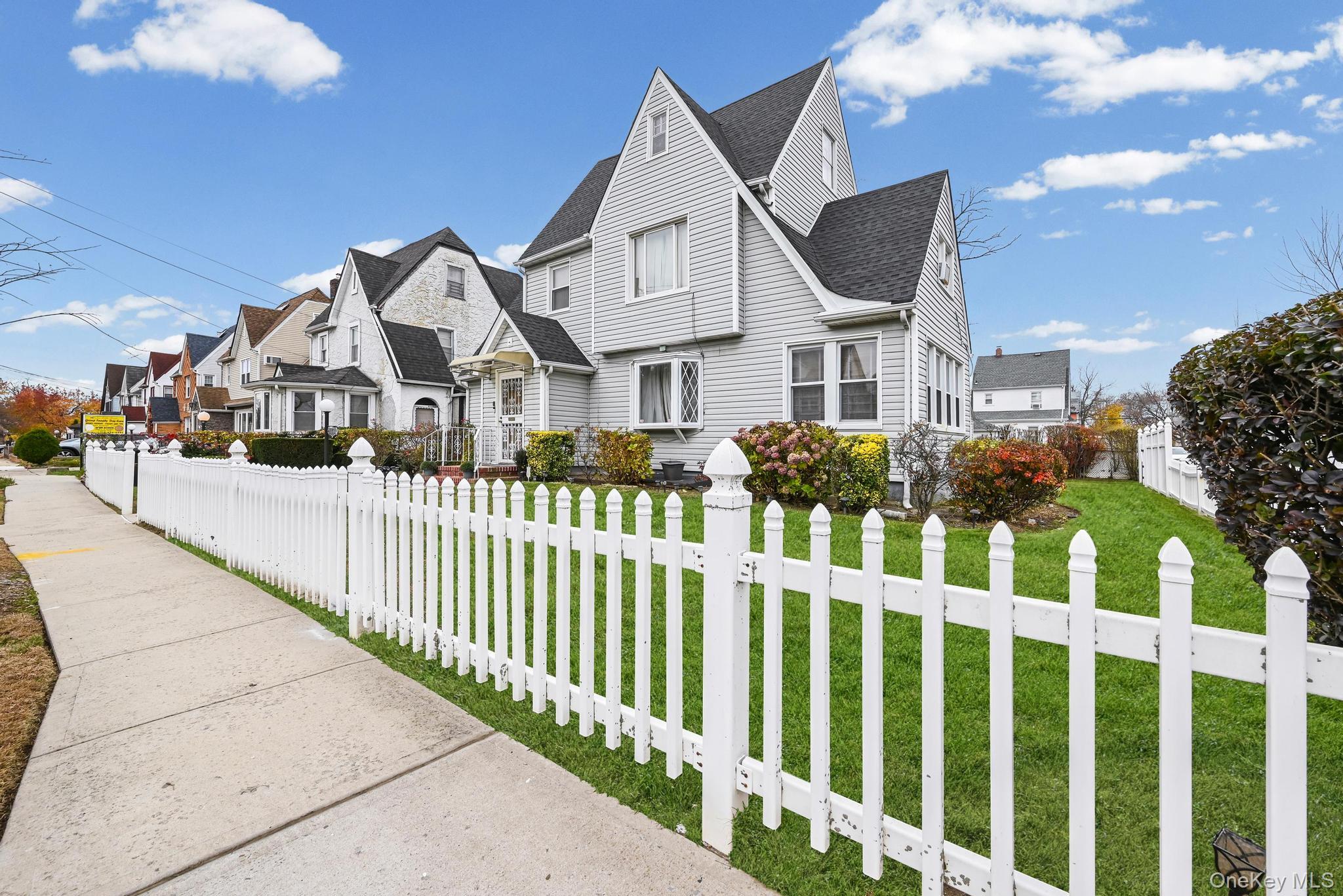 #3 photo, 188-31 Lewiston Avenue, Saint Albans , NY 11412