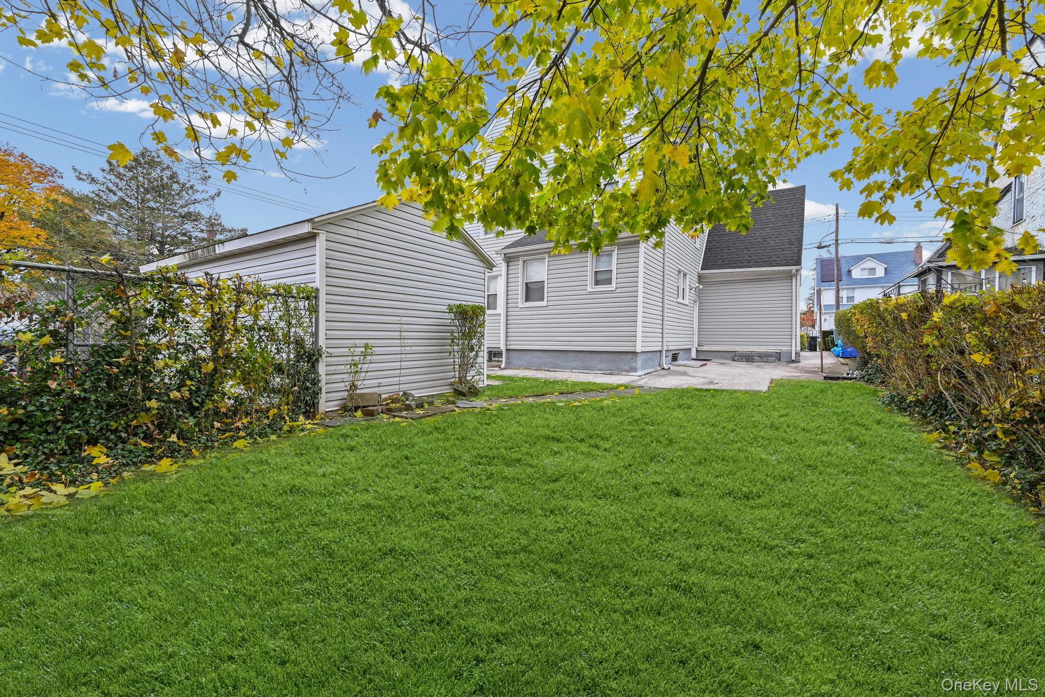 #6 photo, 188-31 Lewiston Avenue, Saint Albans , NY 11412