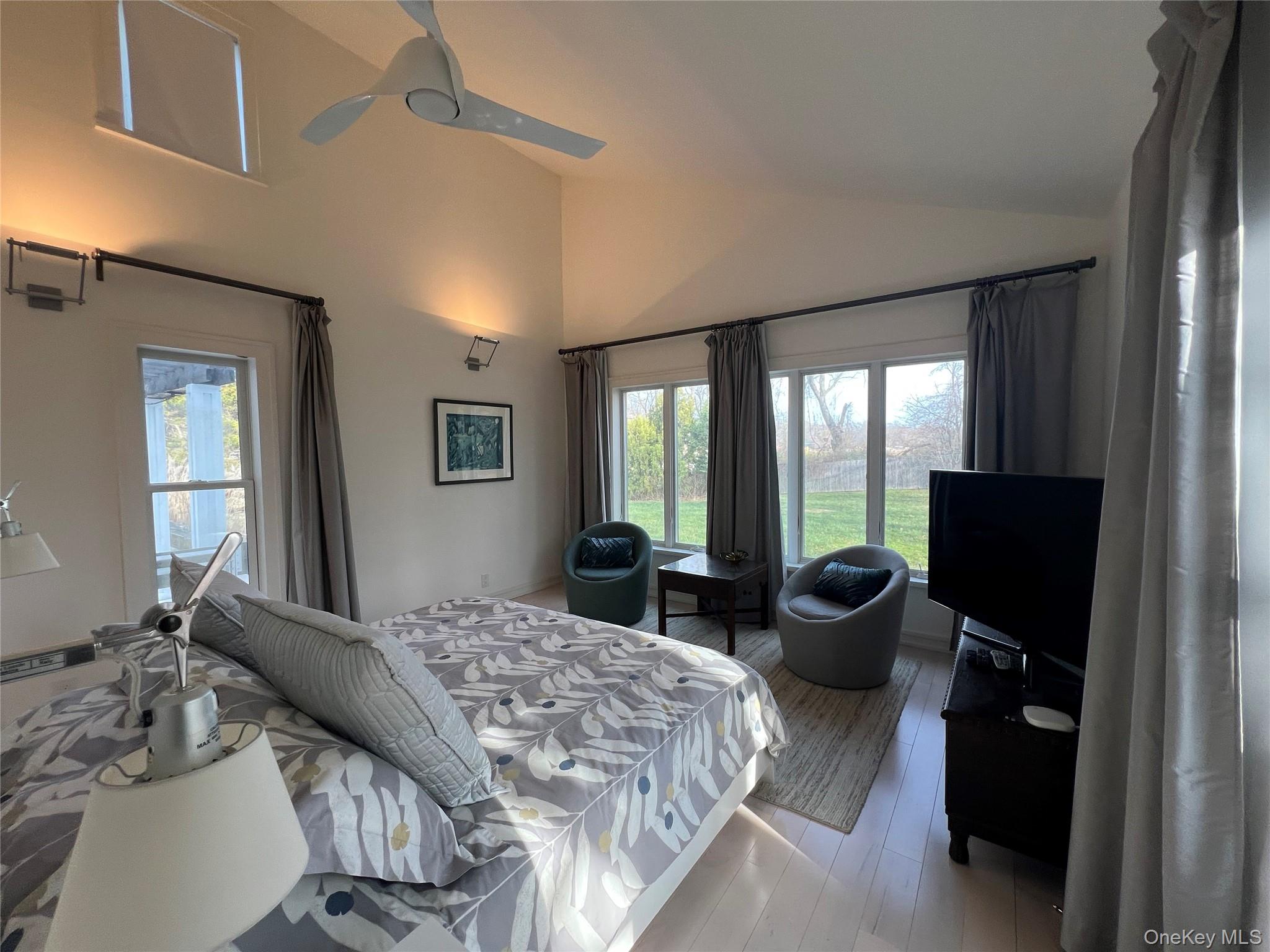 #13 photo, 42 N Menantic Road, सफ़ोक काउंटी Shelter Island , NY 11964